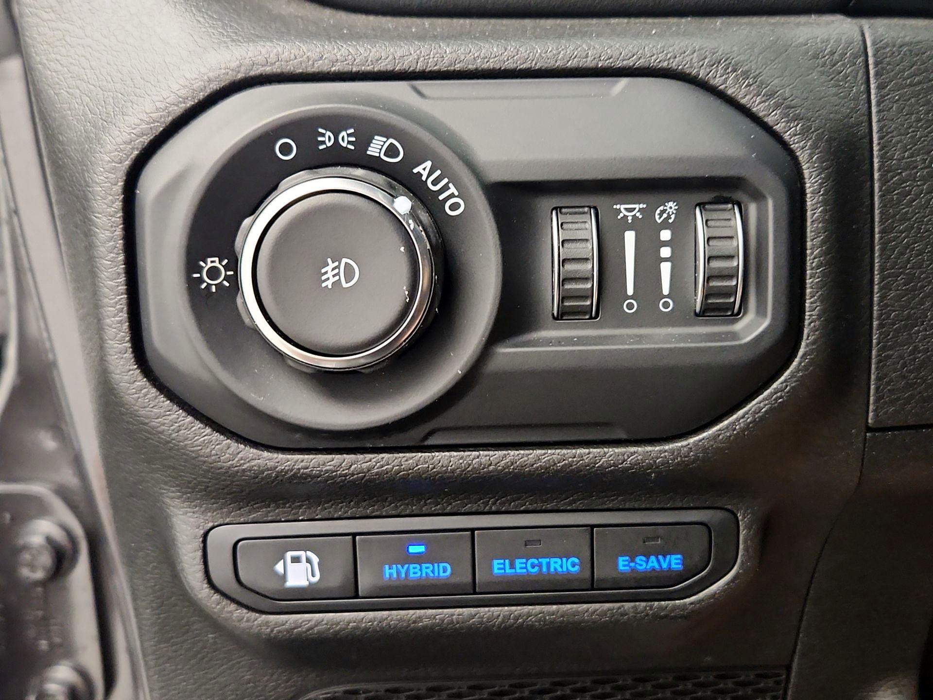 Thumbnail: 2022 Jeep Wrangler - 13