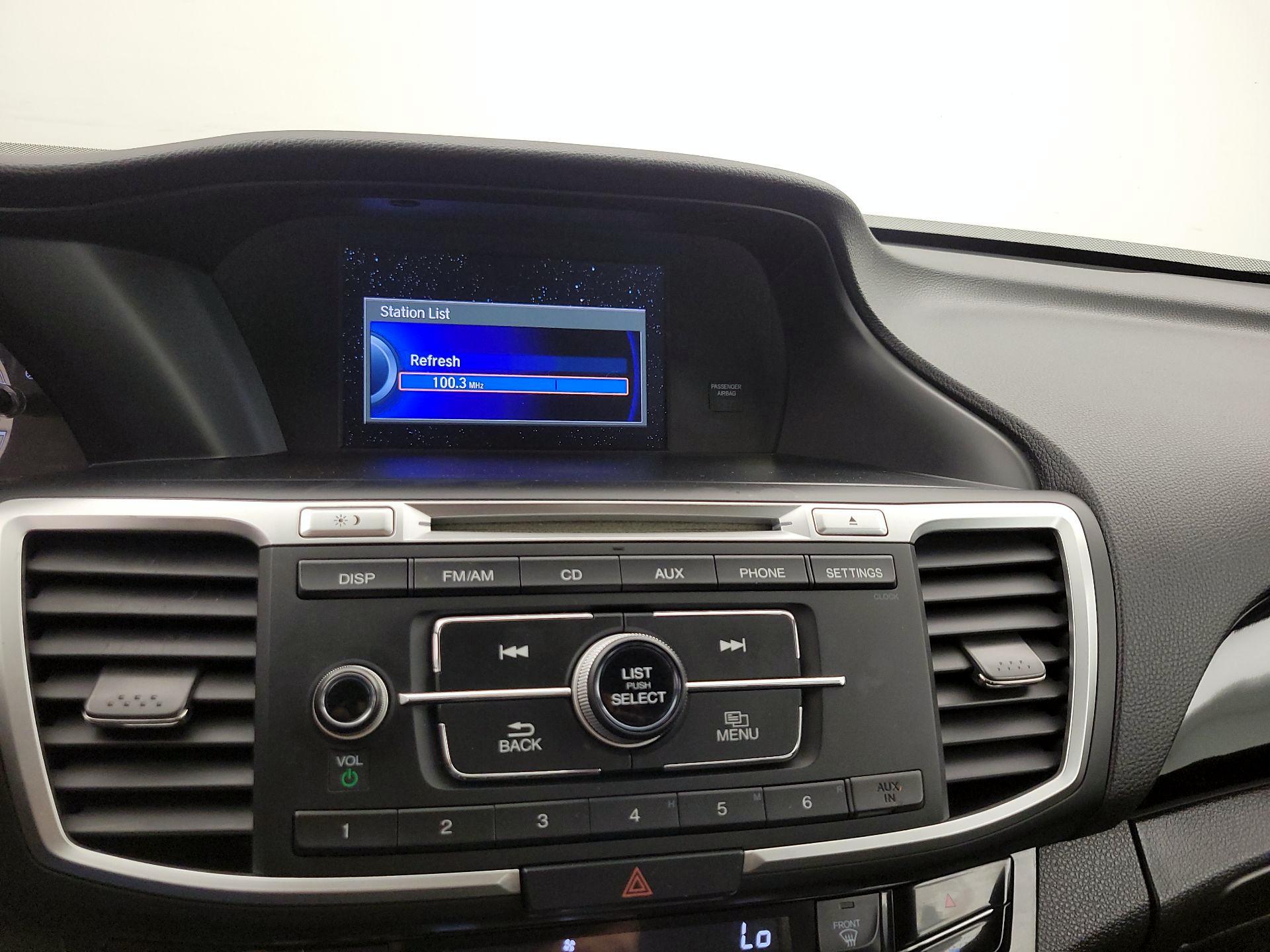Thumbnail: 2016 Honda Accord - 15