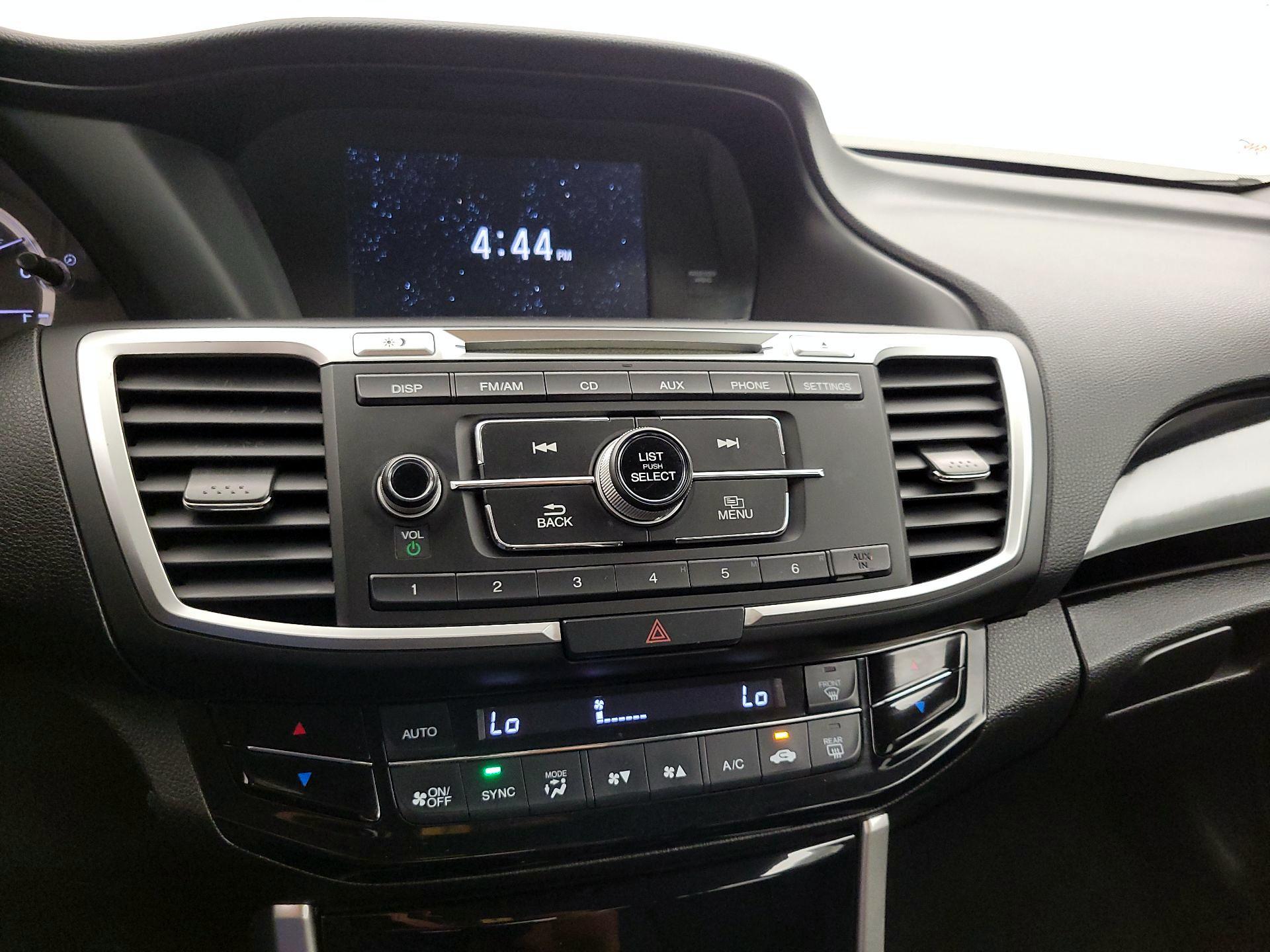 Thumbnail: 2016 Honda Accord - 16