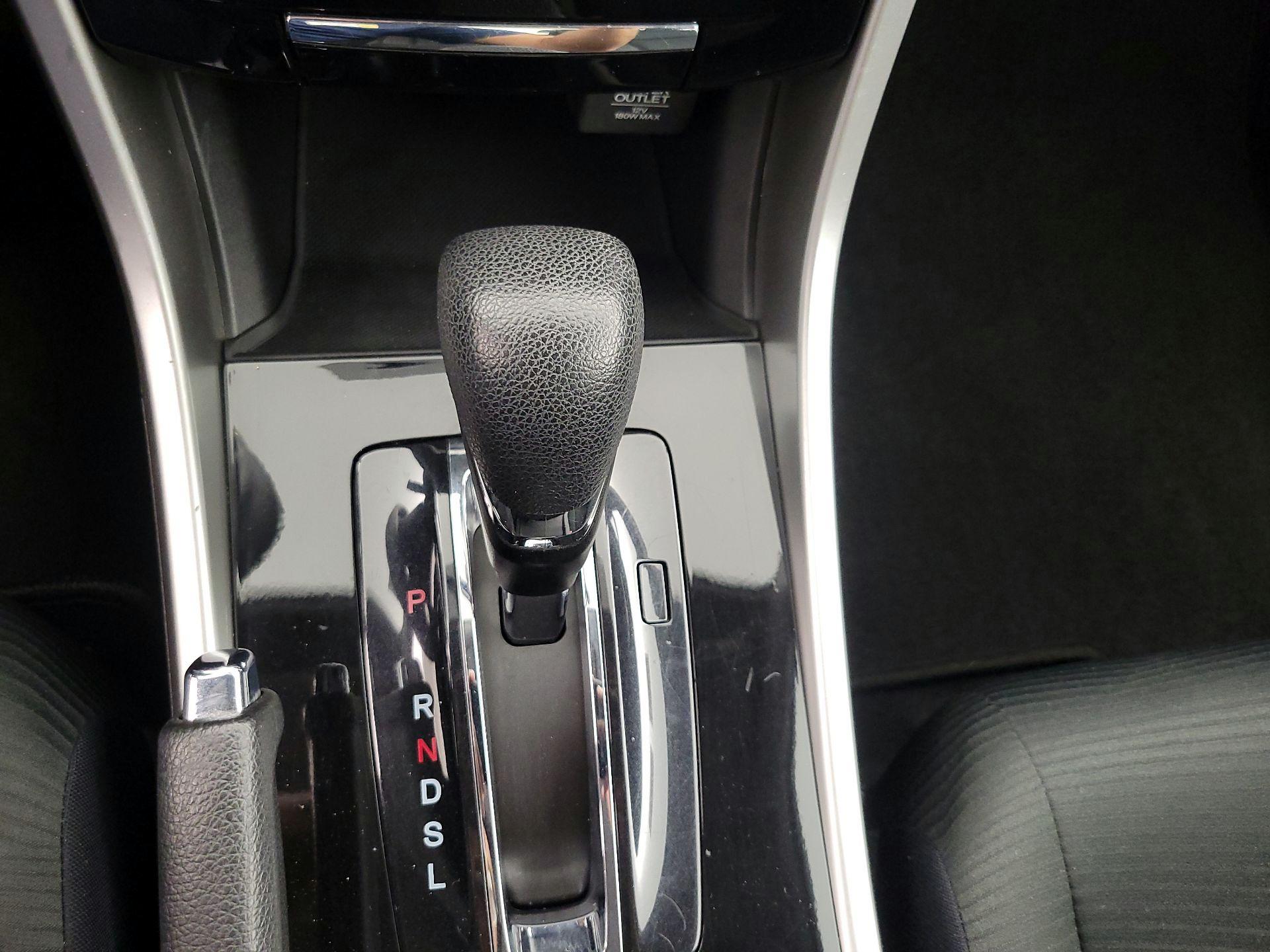 Thumbnail: 2016 Honda Accord - 17