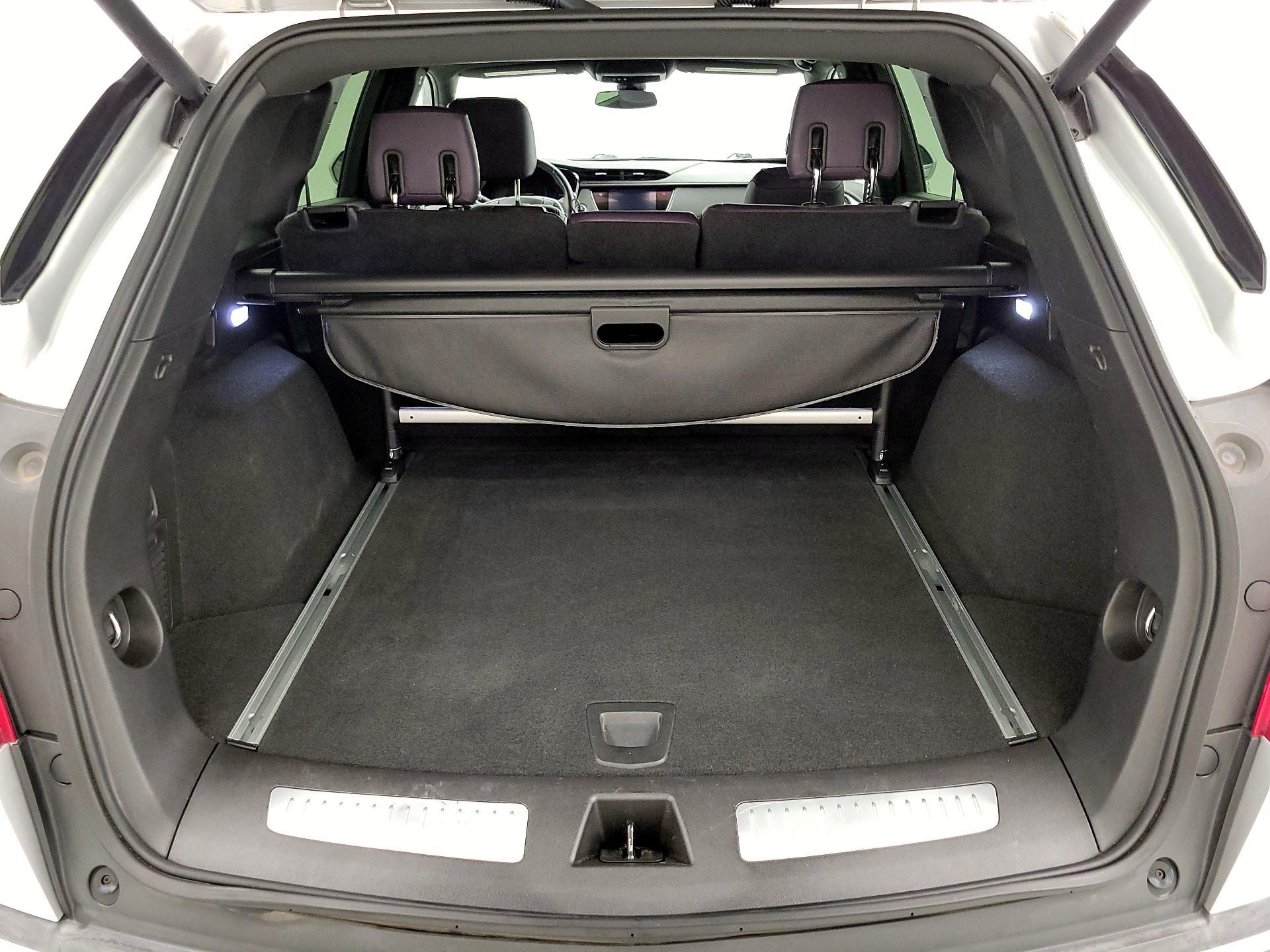 Thumbnail: 2017 Cadillac XT5 - 19