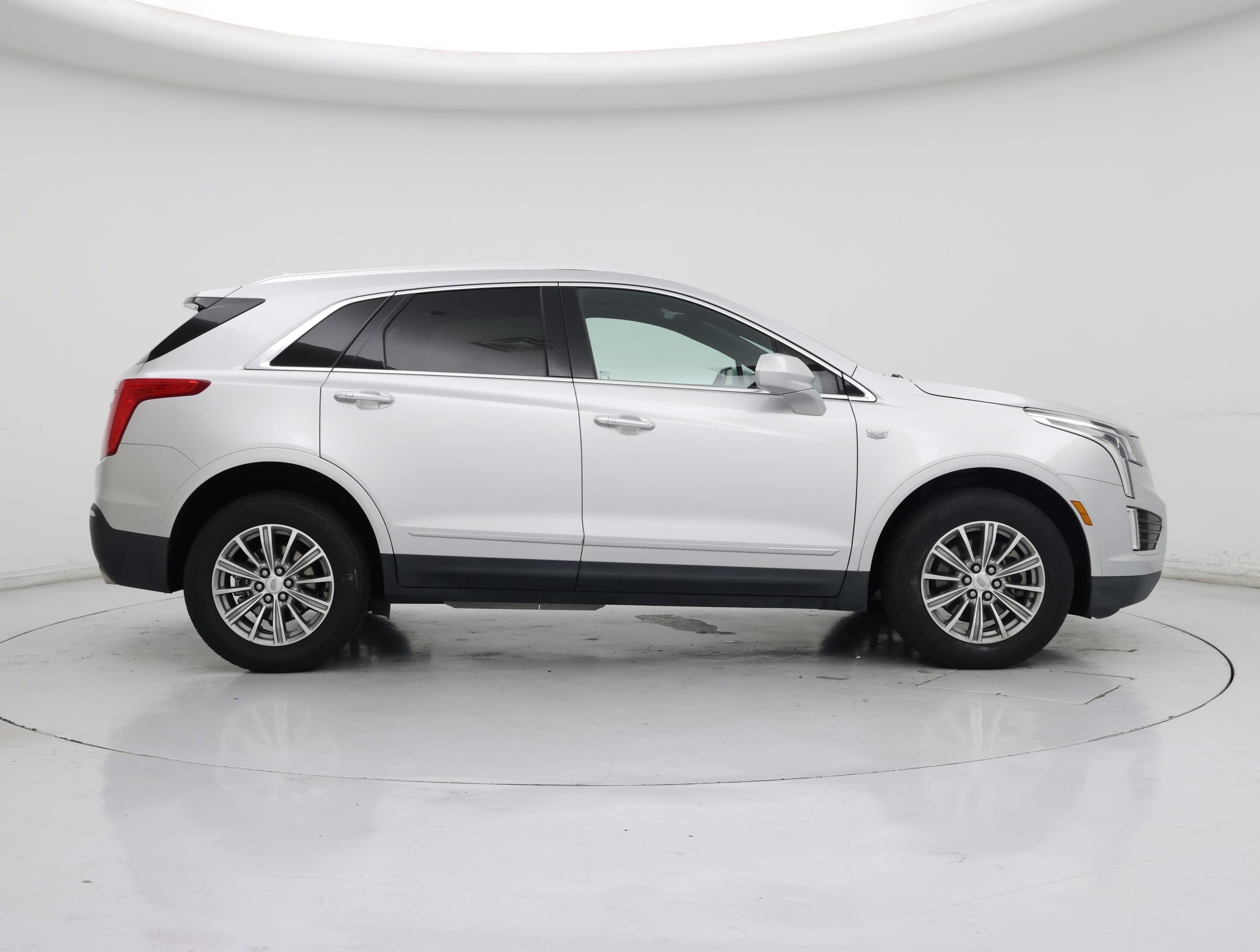 Thumbnail: 2017 Cadillac XT5 - 7
