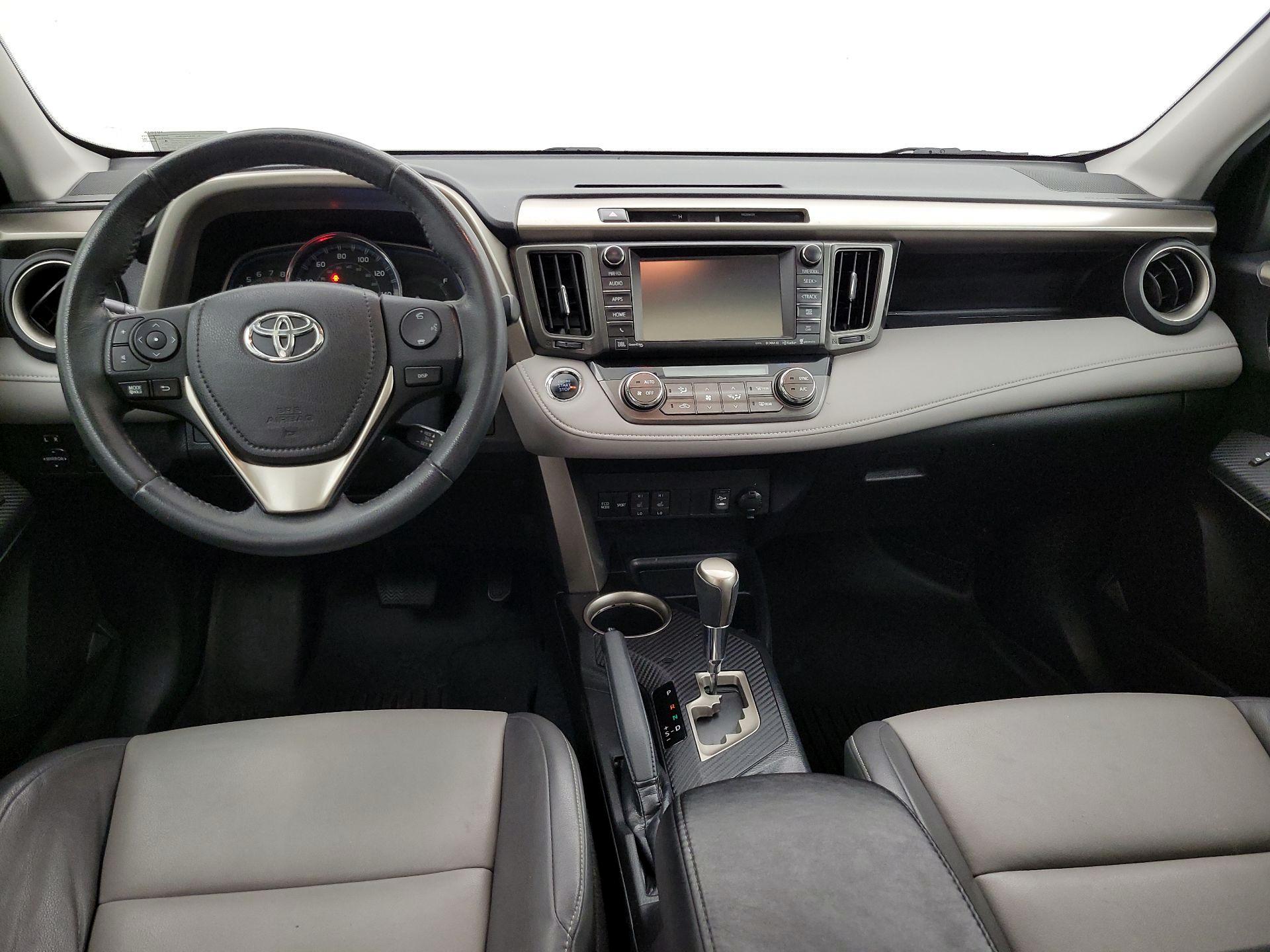 Thumbnail: 2015 Toyota RAV4 - 9