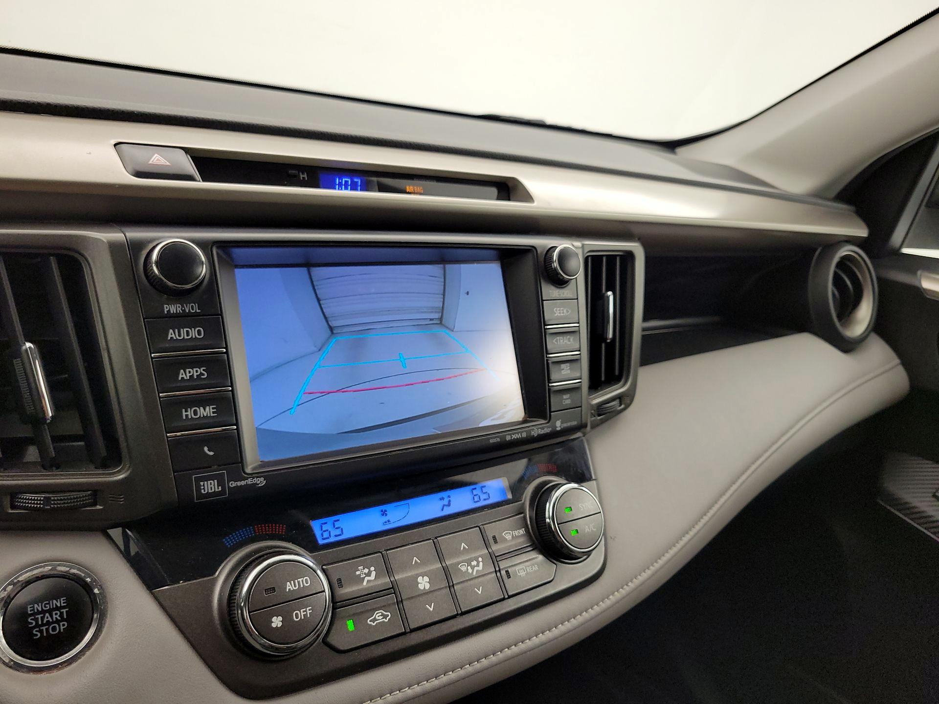 Thumbnail: 2015 Toyota RAV4 - 14