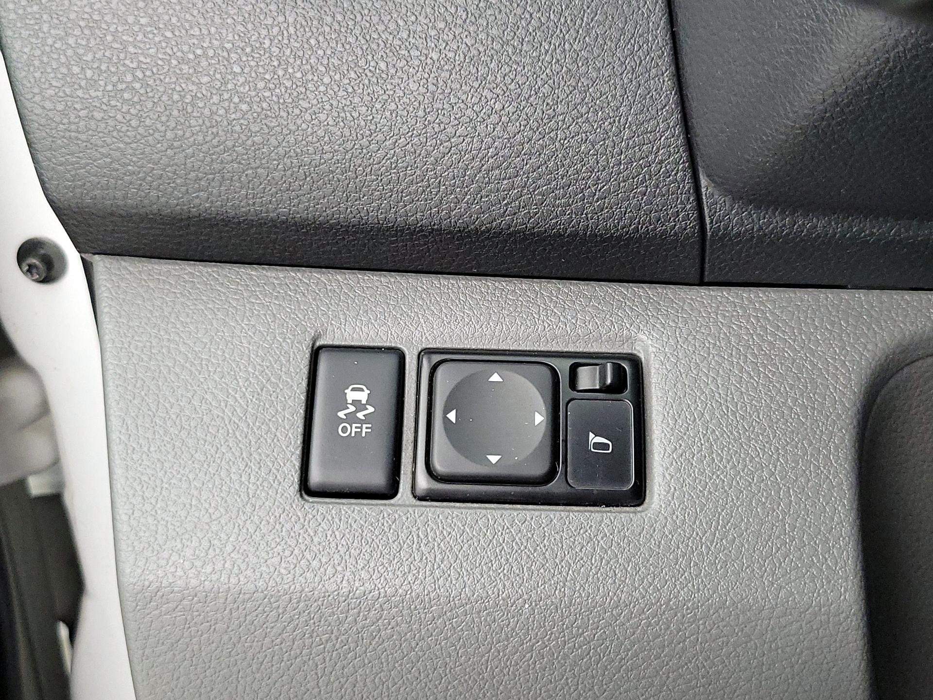 Thumbnail: 2019 Nissan NV200 - 13