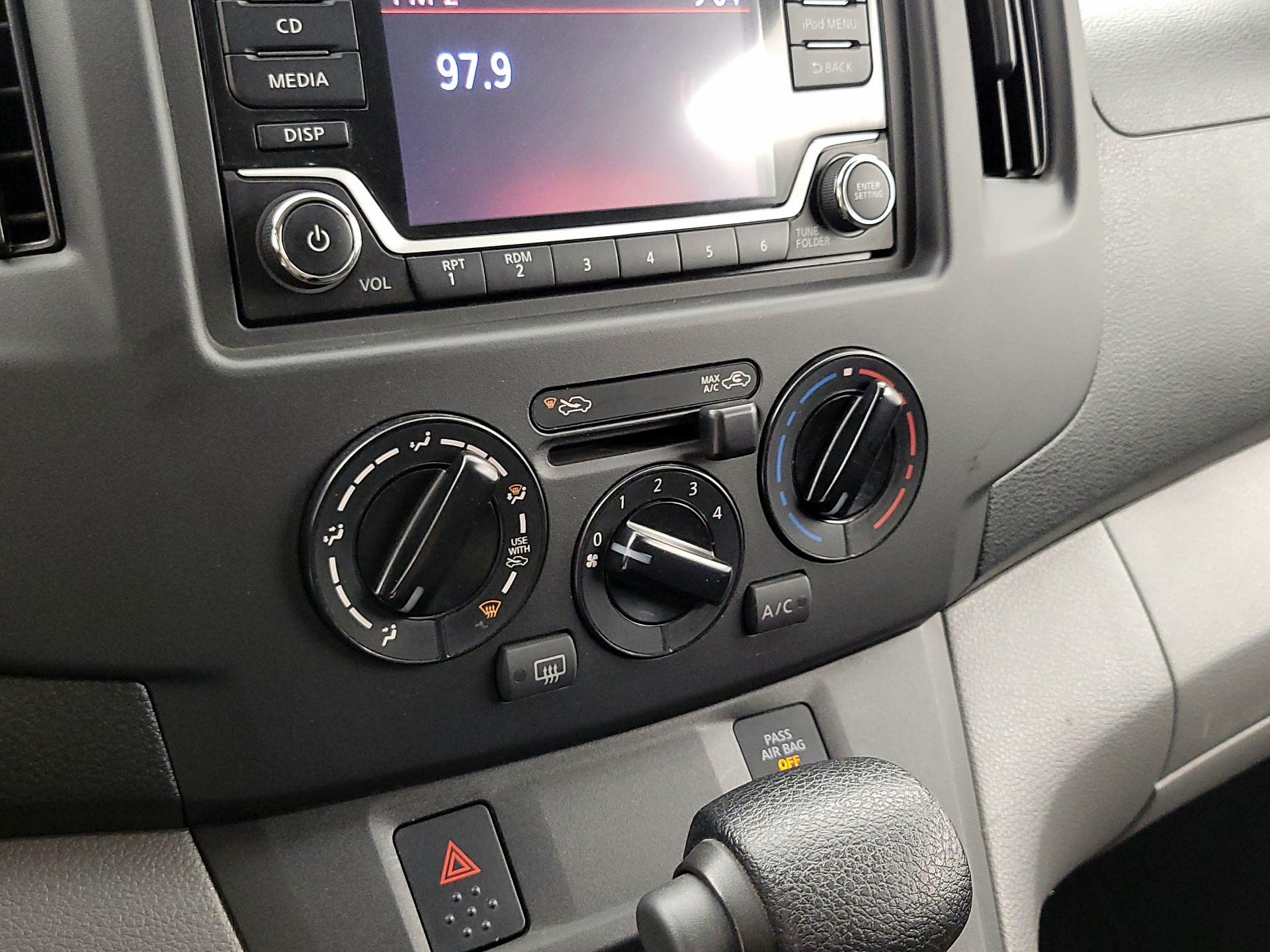 Thumbnail: 2019 Nissan NV200 - 16