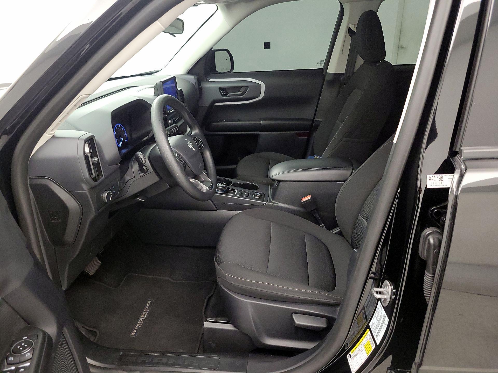 Thumbnail: 2022 Ford Bronco Sport - 11