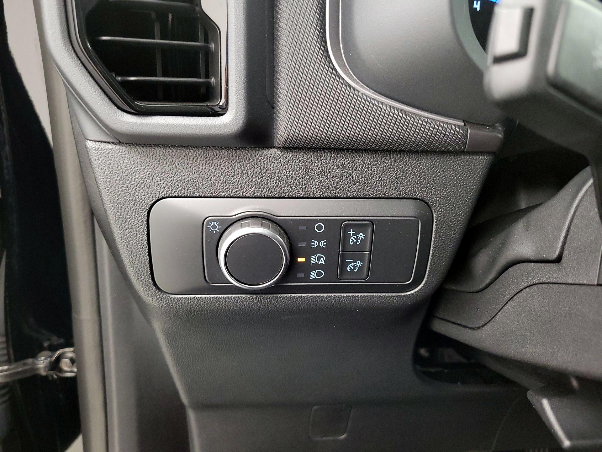 Thumbnail: 2022 Ford Bronco Sport - 13