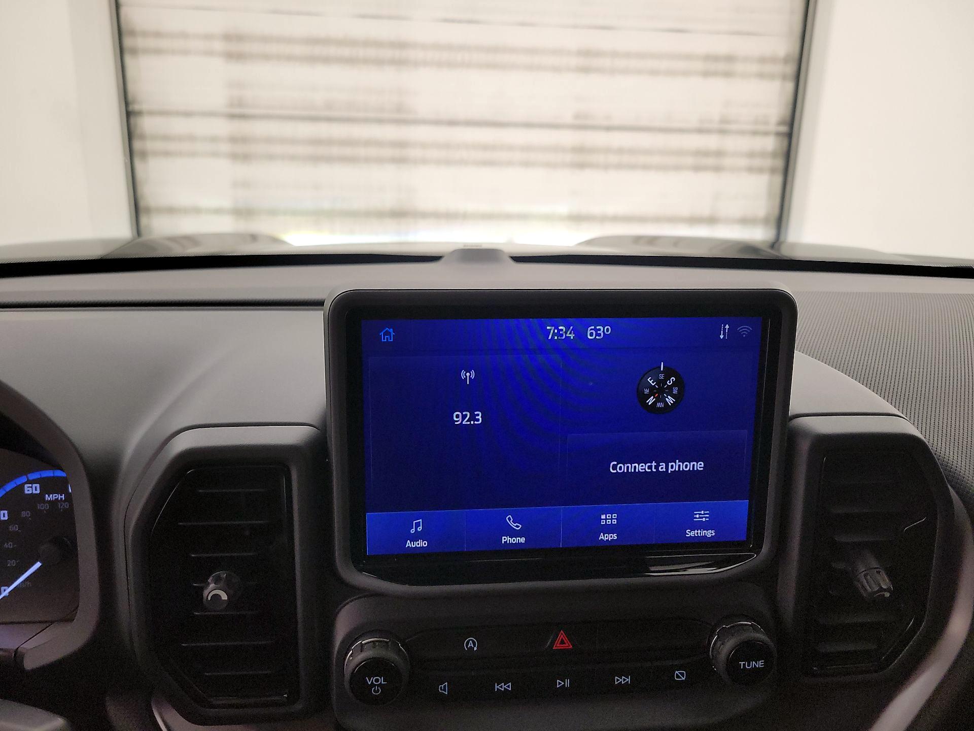 Thumbnail: 2022 Ford Bronco Sport - 15