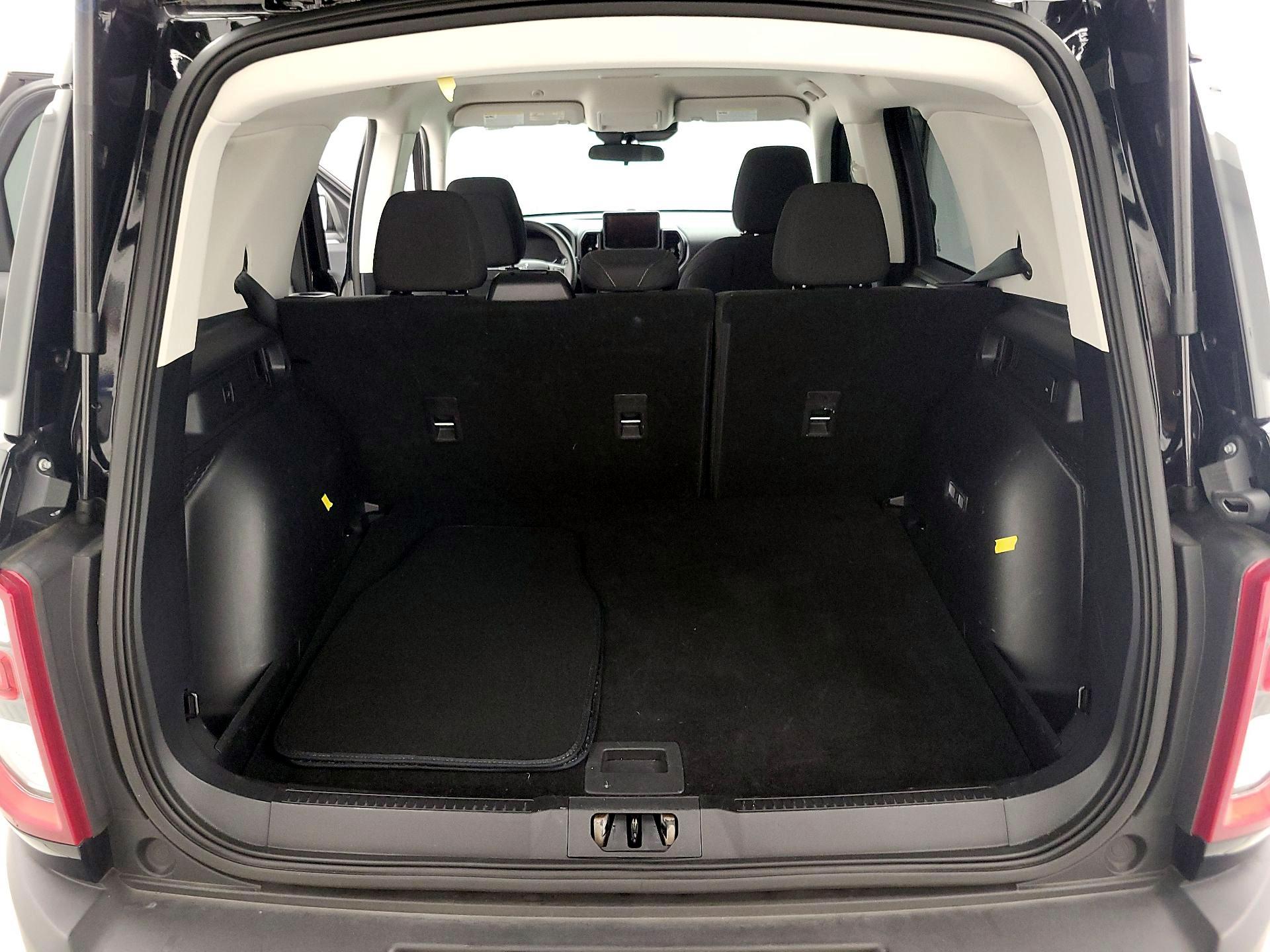 Thumbnail: 2022 Ford Bronco Sport - 20