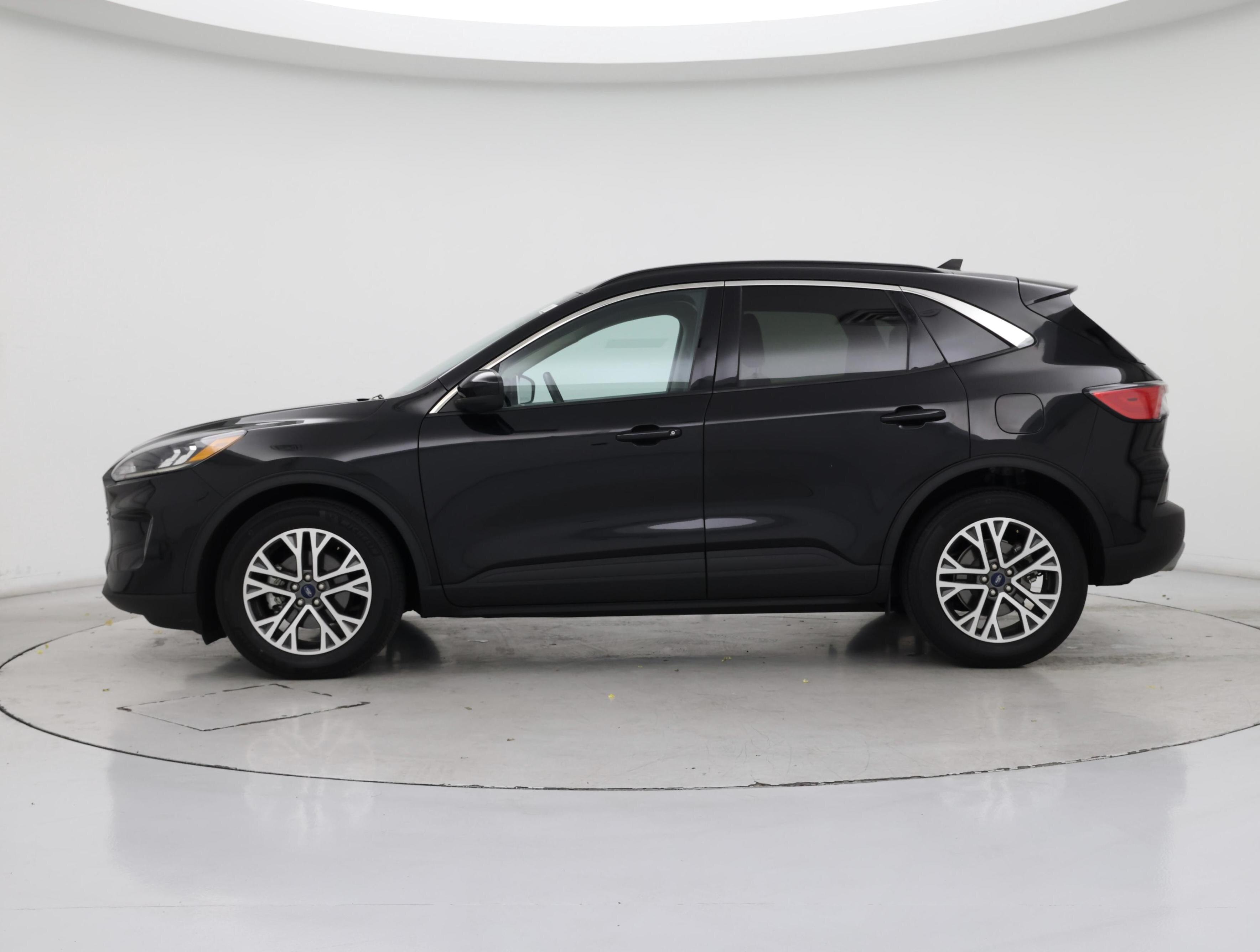 Thumbnail: 2020 Ford Escape - 3