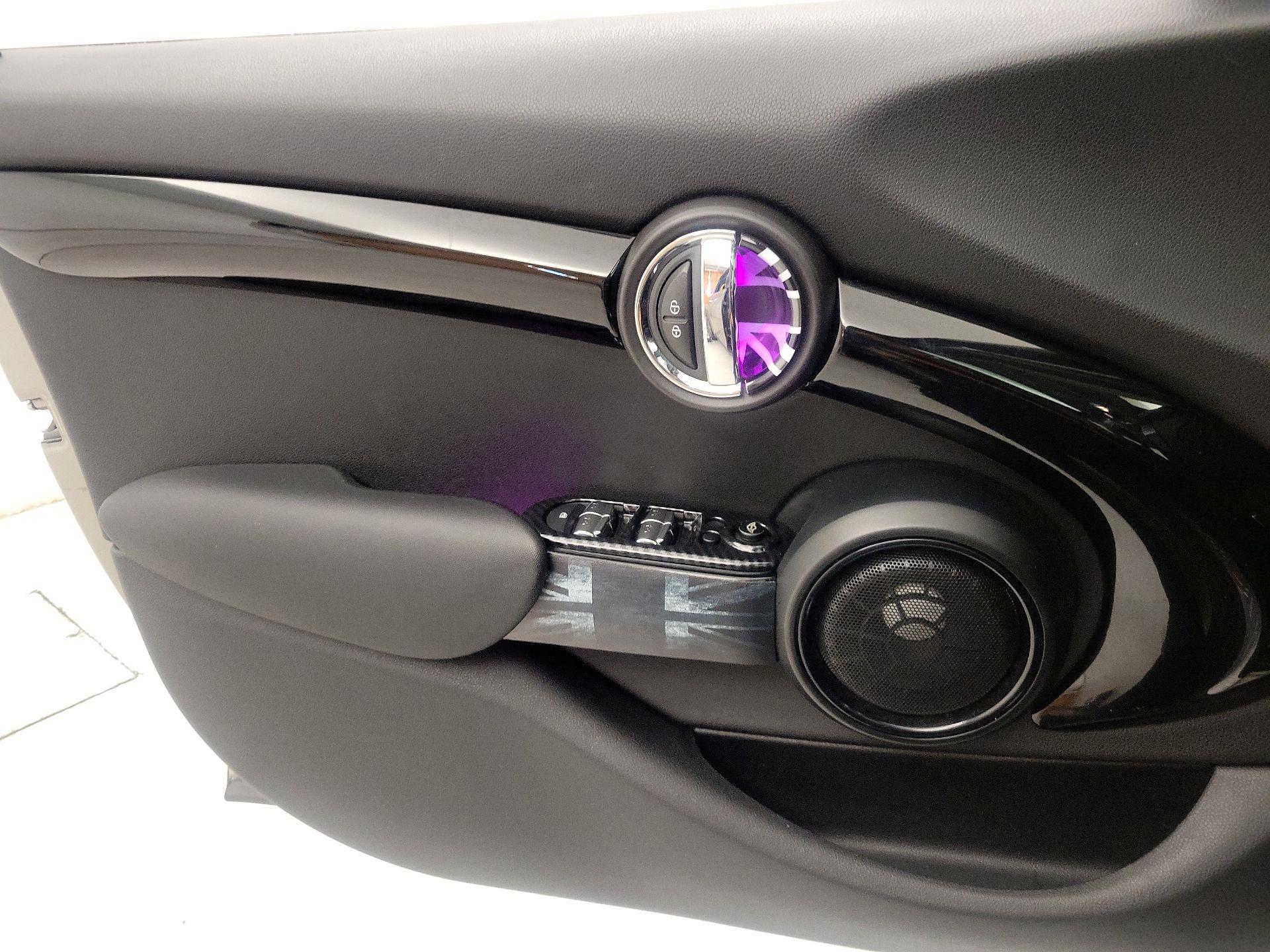 Thumbnail: 2020 MINI Cooper Hardtop - 12