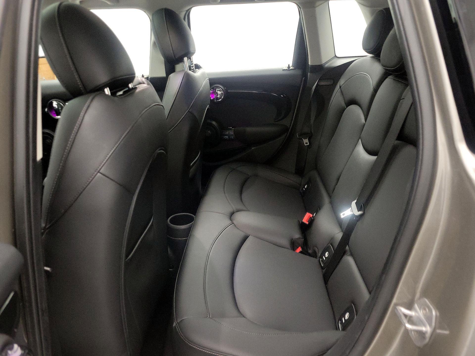 Thumbnail: 2020 MINI Cooper Hardtop - 20