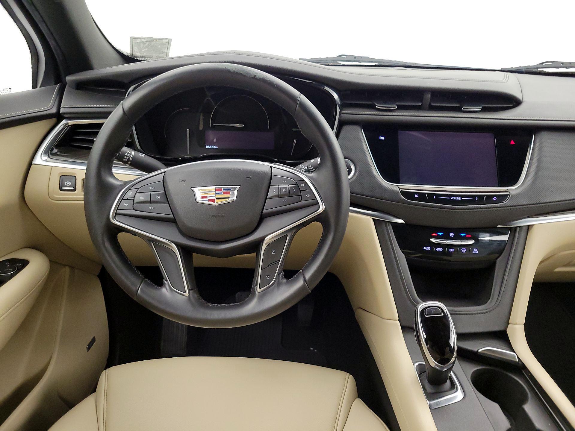 Thumbnail: 2019 Cadillac XT5 - 10