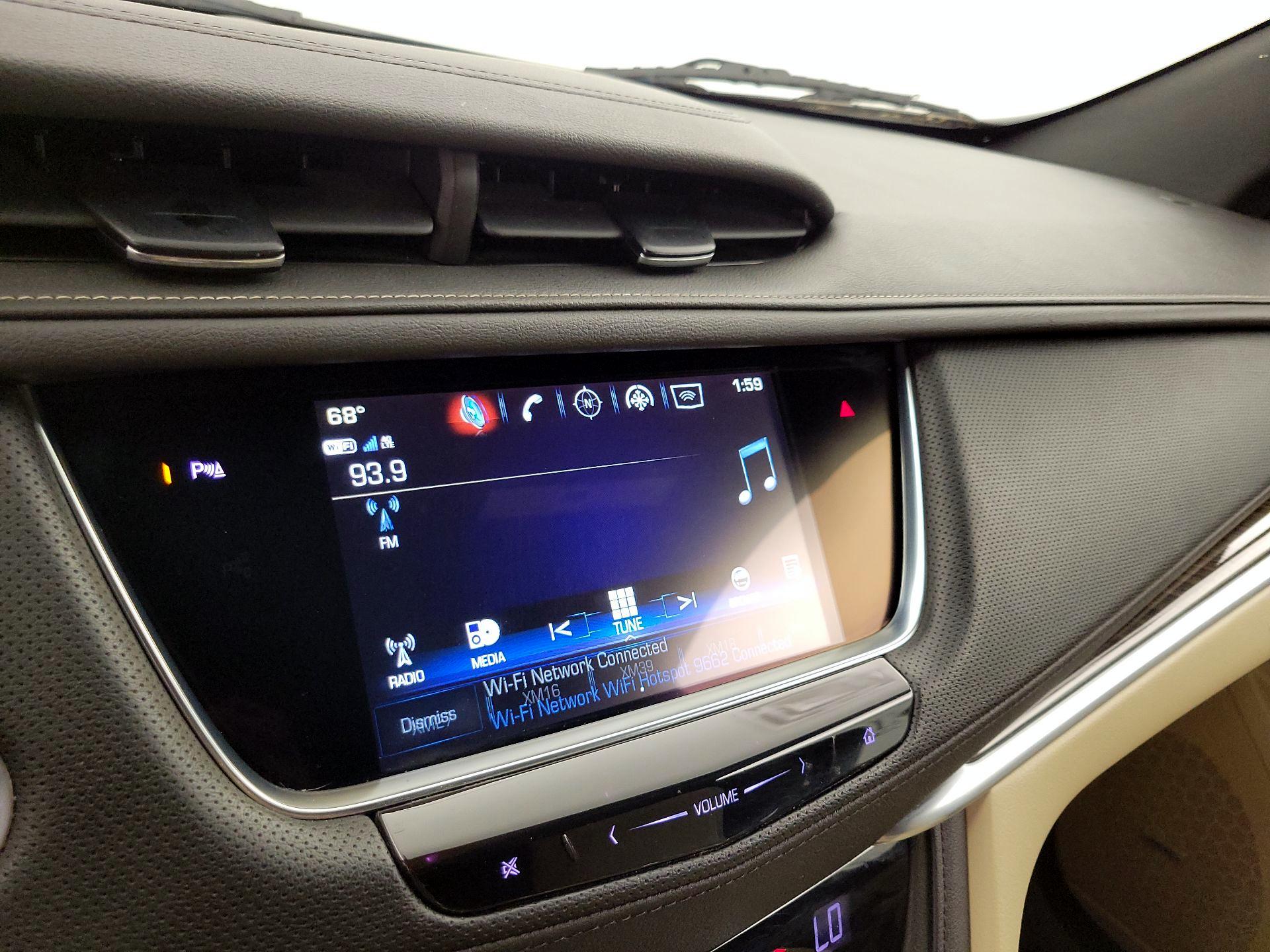 Thumbnail: 2019 Cadillac XT5 - 15