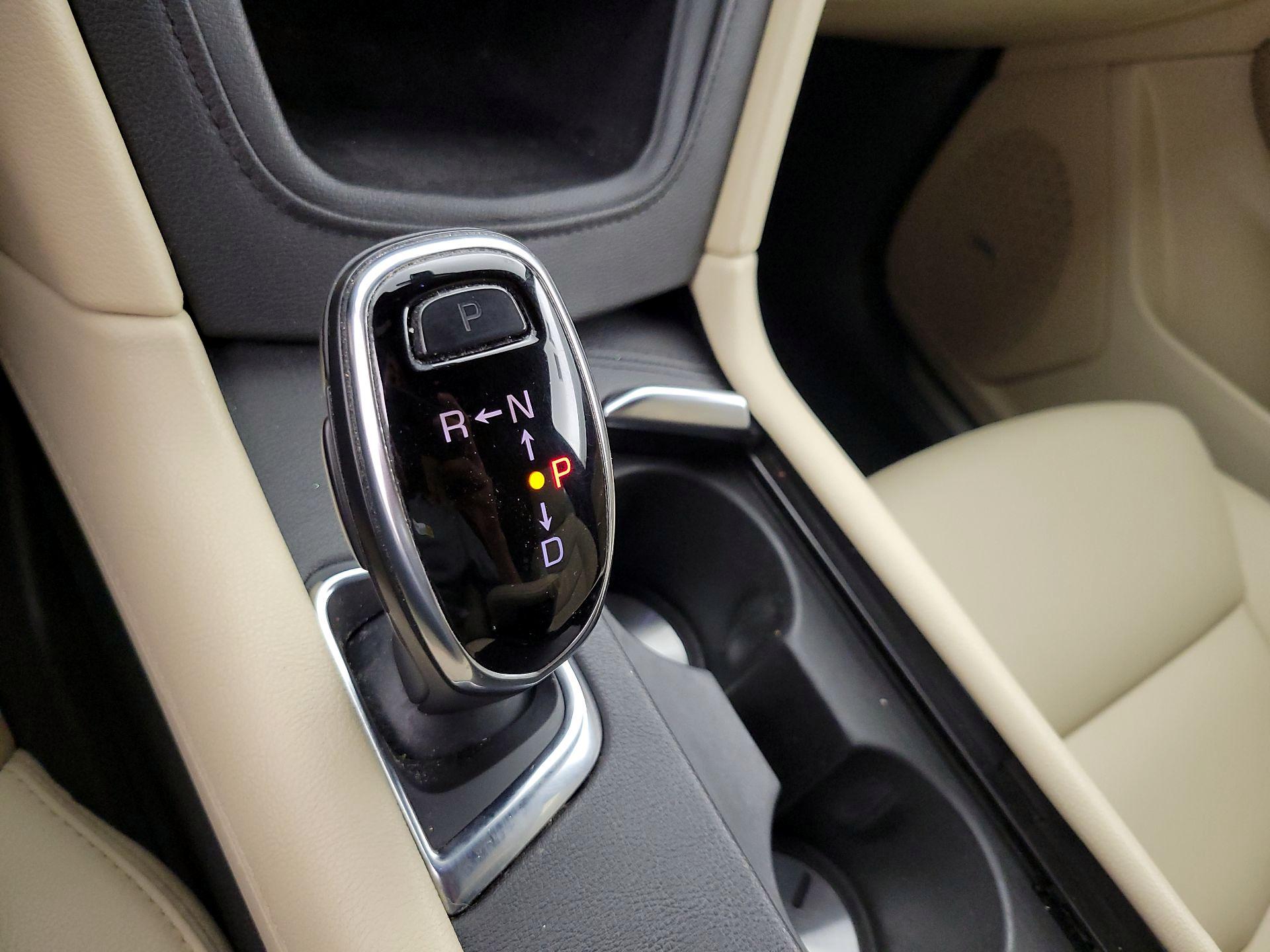 Thumbnail: 2019 Cadillac XT5 - 17