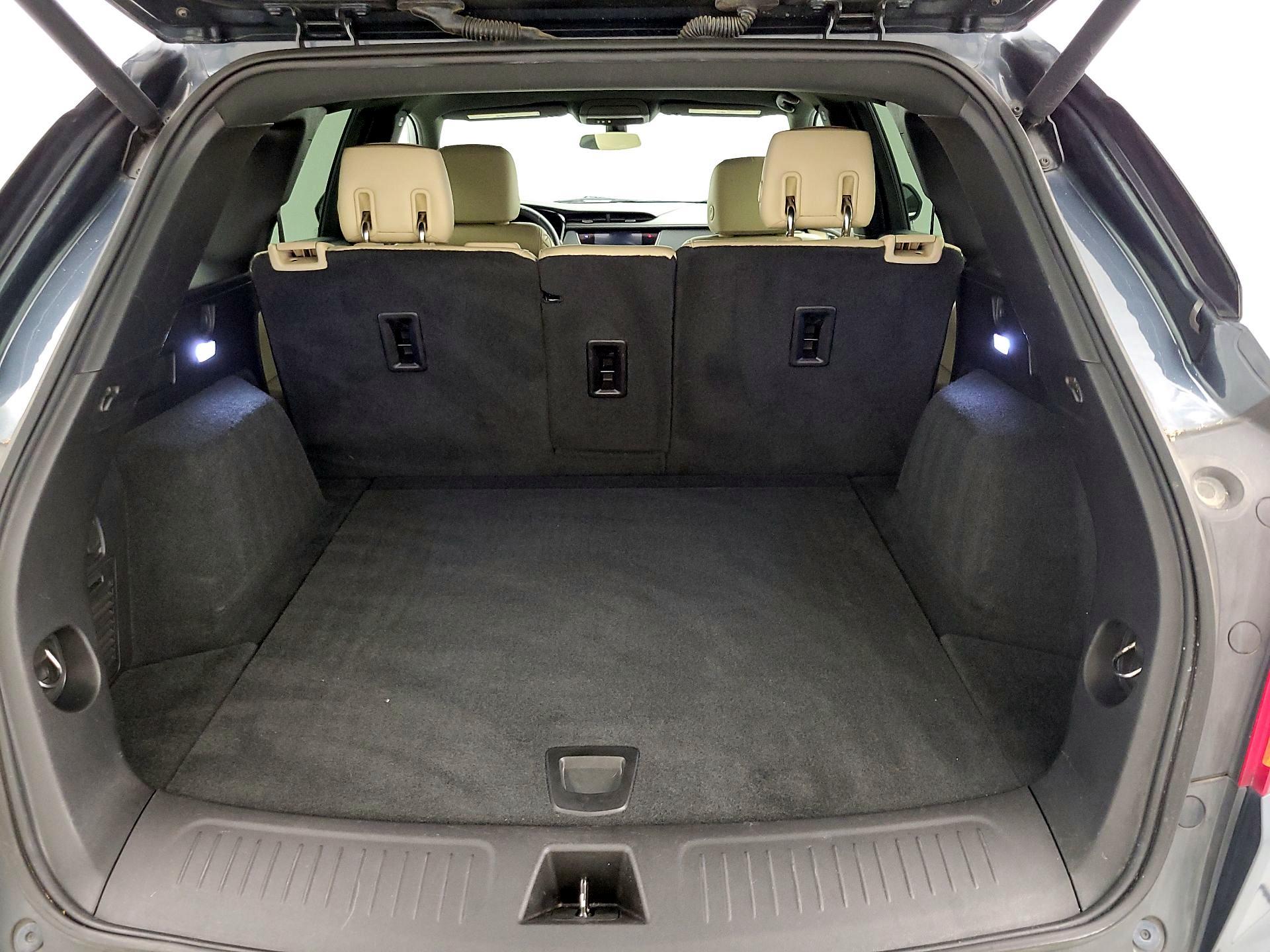 Thumbnail: 2019 Cadillac XT5 - 19