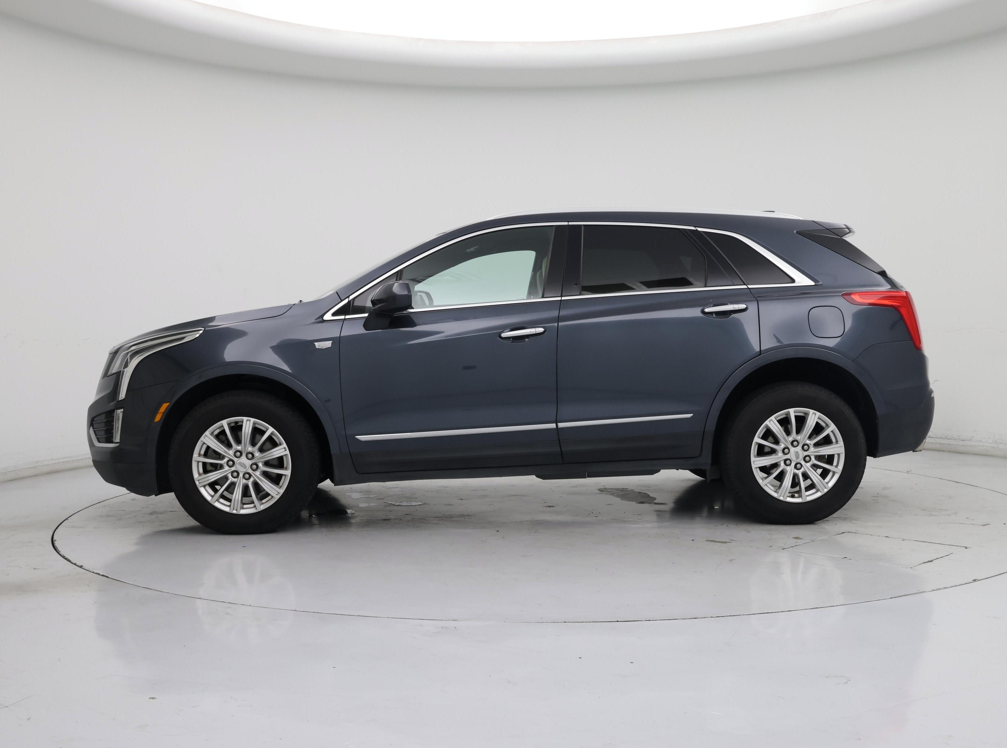 Thumbnail: 2019 Cadillac XT5 - 3