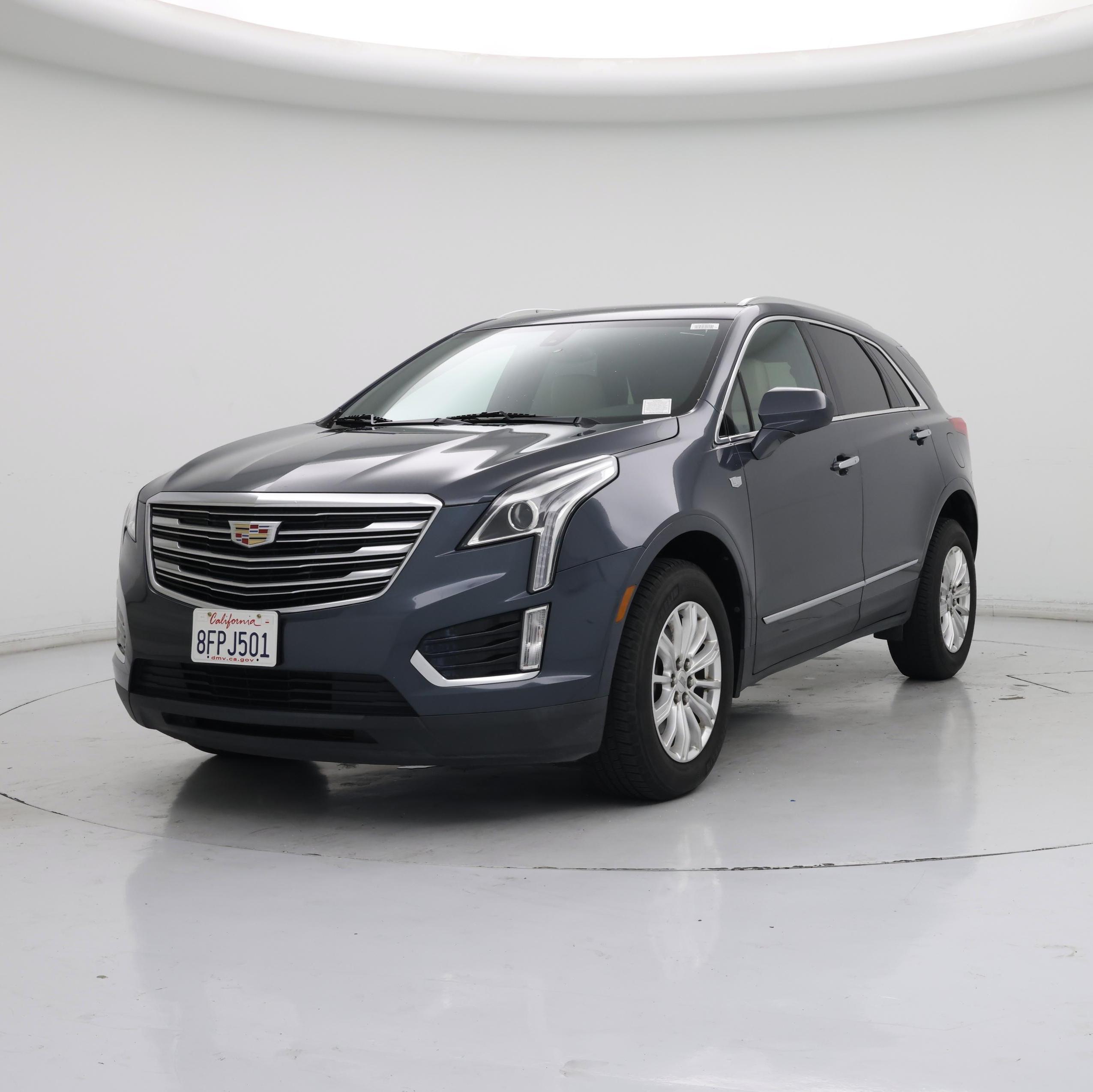 Thumbnail: 2019 Cadillac XT5 - 4
