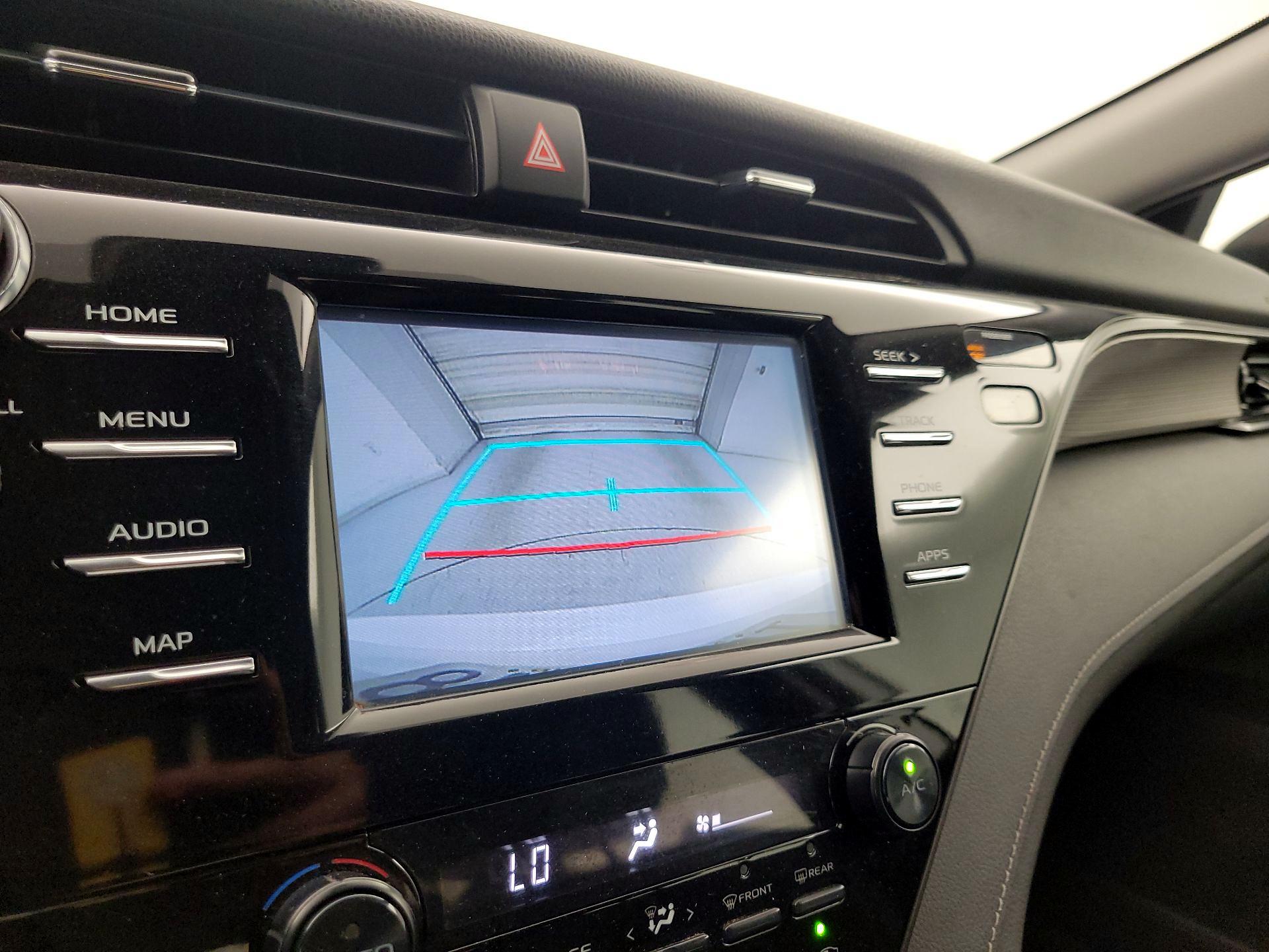 Thumbnail: 2019 Toyota Camry - 14