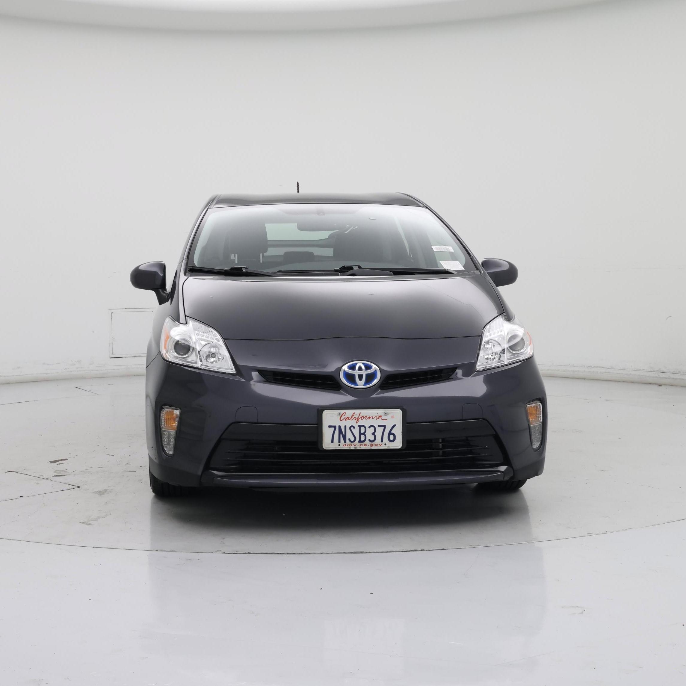 Thumbnail: 2015 Toyota Prius - 5