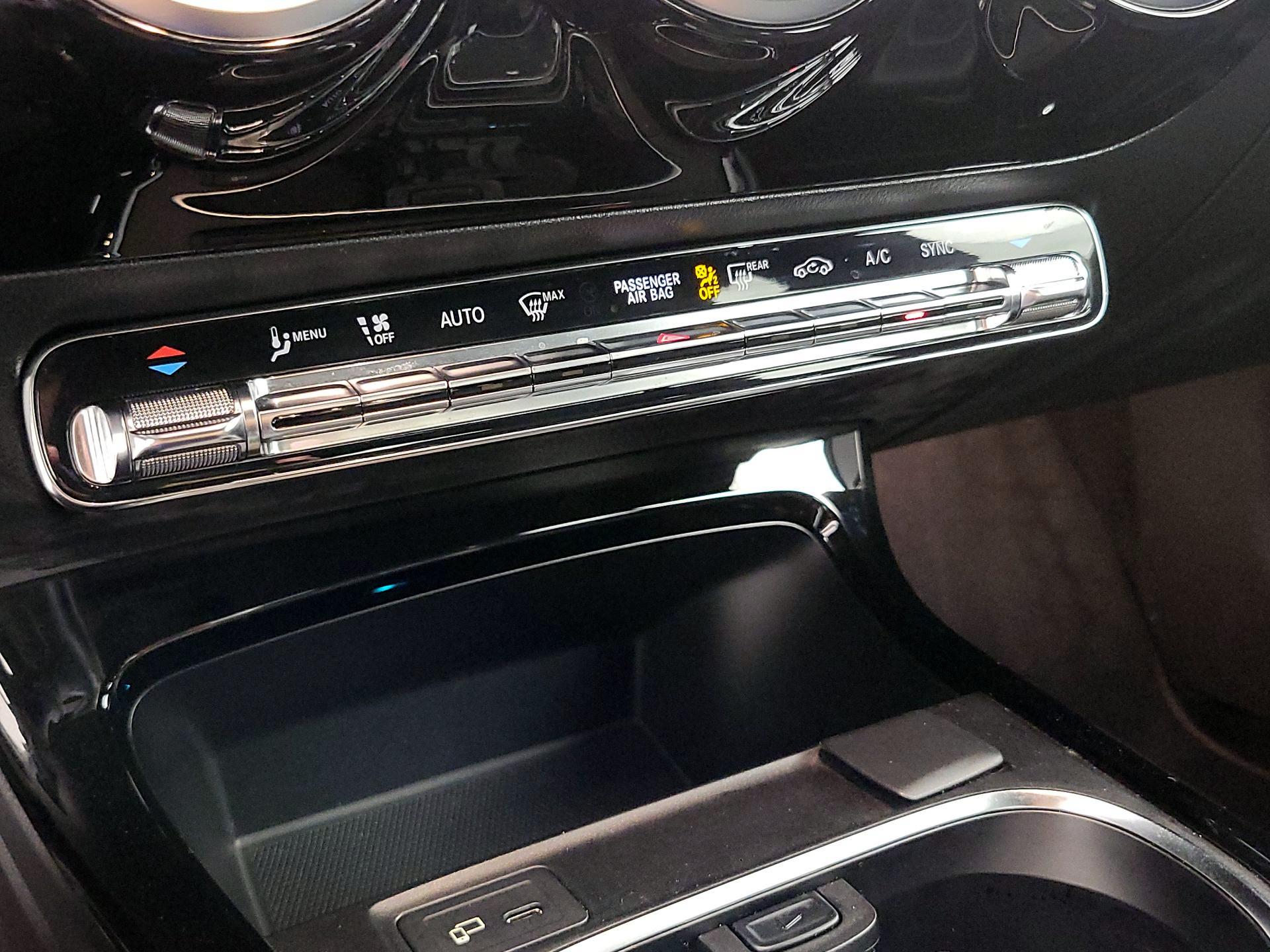 Thumbnail: 2020 Mercedes-Benz CLA - 16