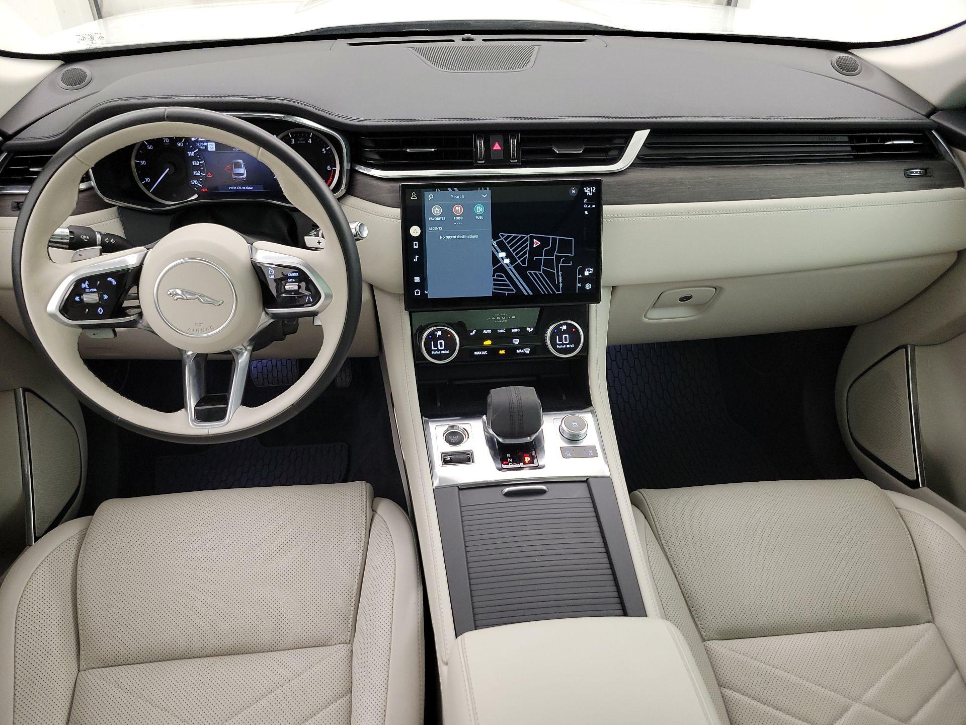 Thumbnail: 2021 Jaguar F-Pace - 9