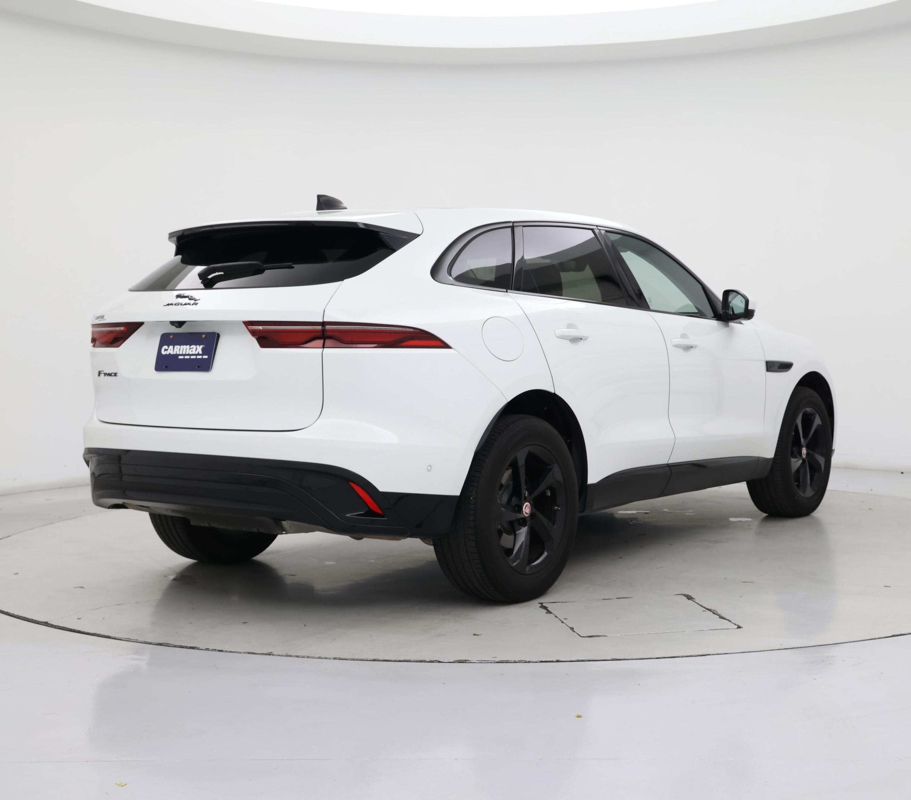 Thumbnail: 2021 Jaguar F-Pace - 8