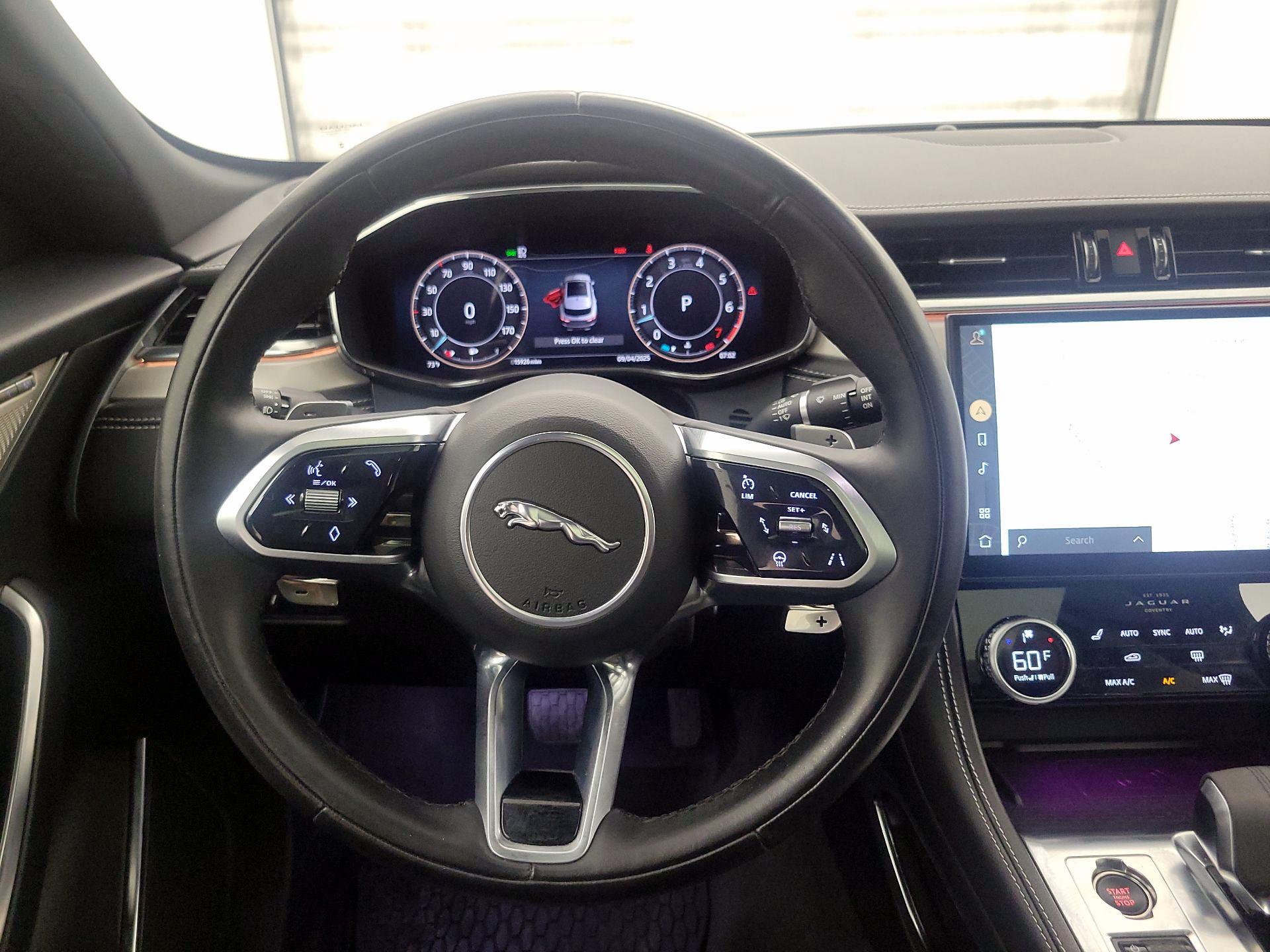 Thumbnail: 2024 Jaguar F-Pace - 10