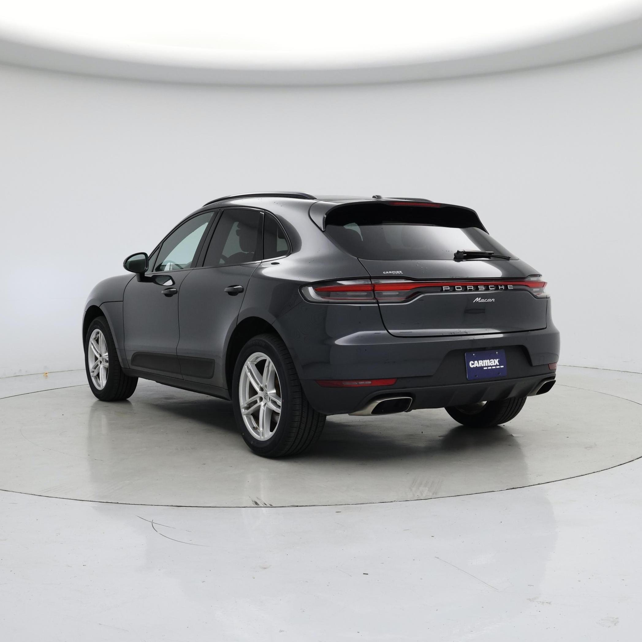Thumbnail: 2021 Porsche Macan - 2