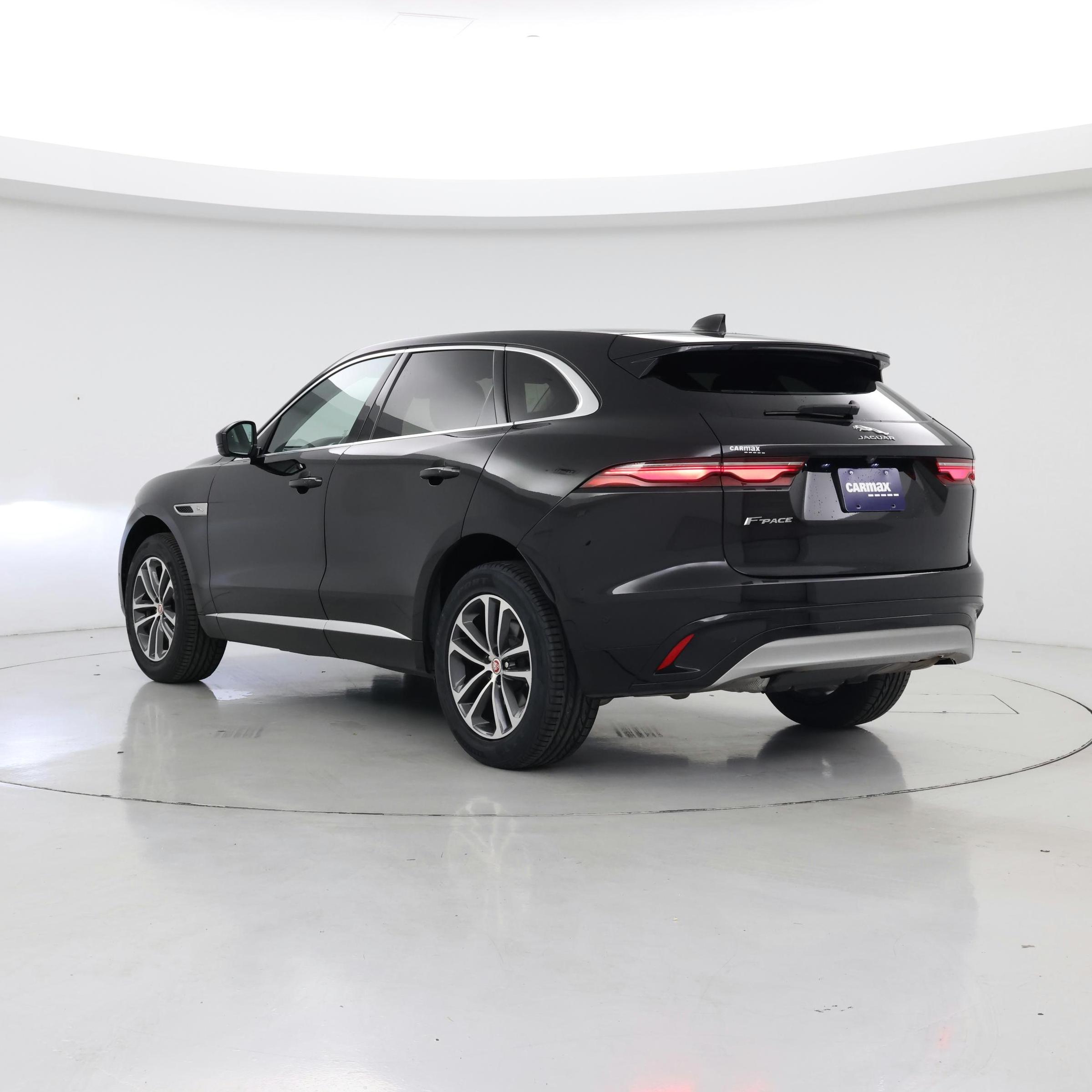 Thumbnail: 2021 Jaguar F-Pace - 2