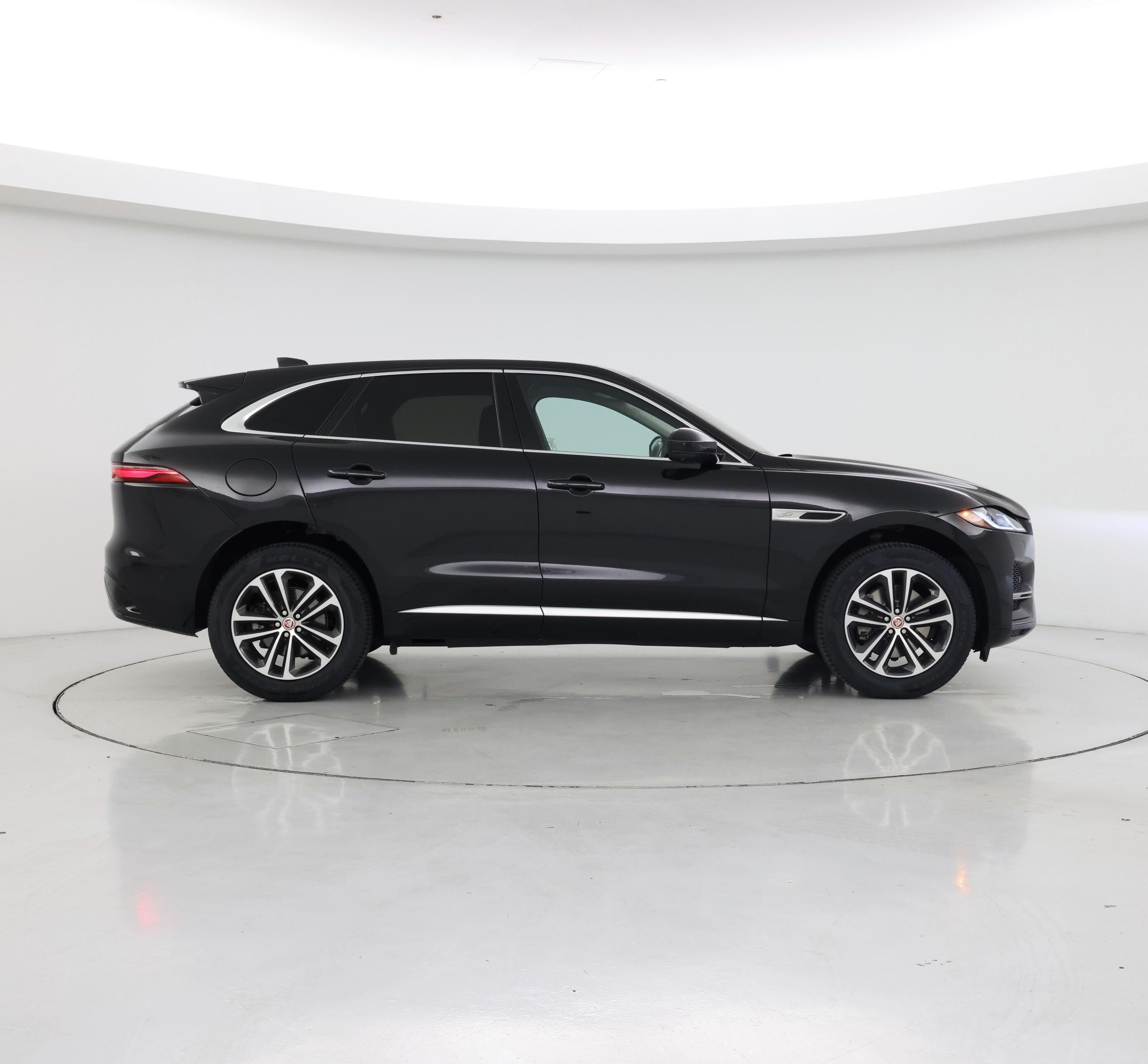 Thumbnail: 2021 Jaguar F-Pace - 7