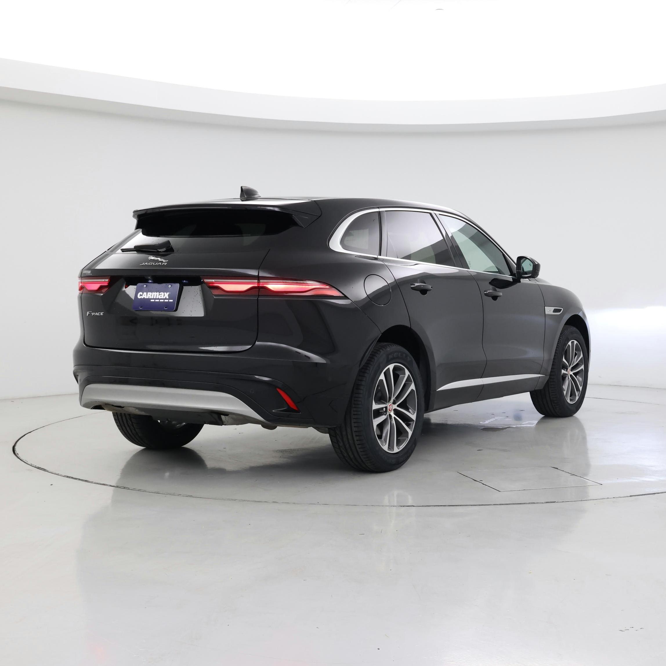 Thumbnail: 2021 Jaguar F-Pace - 8