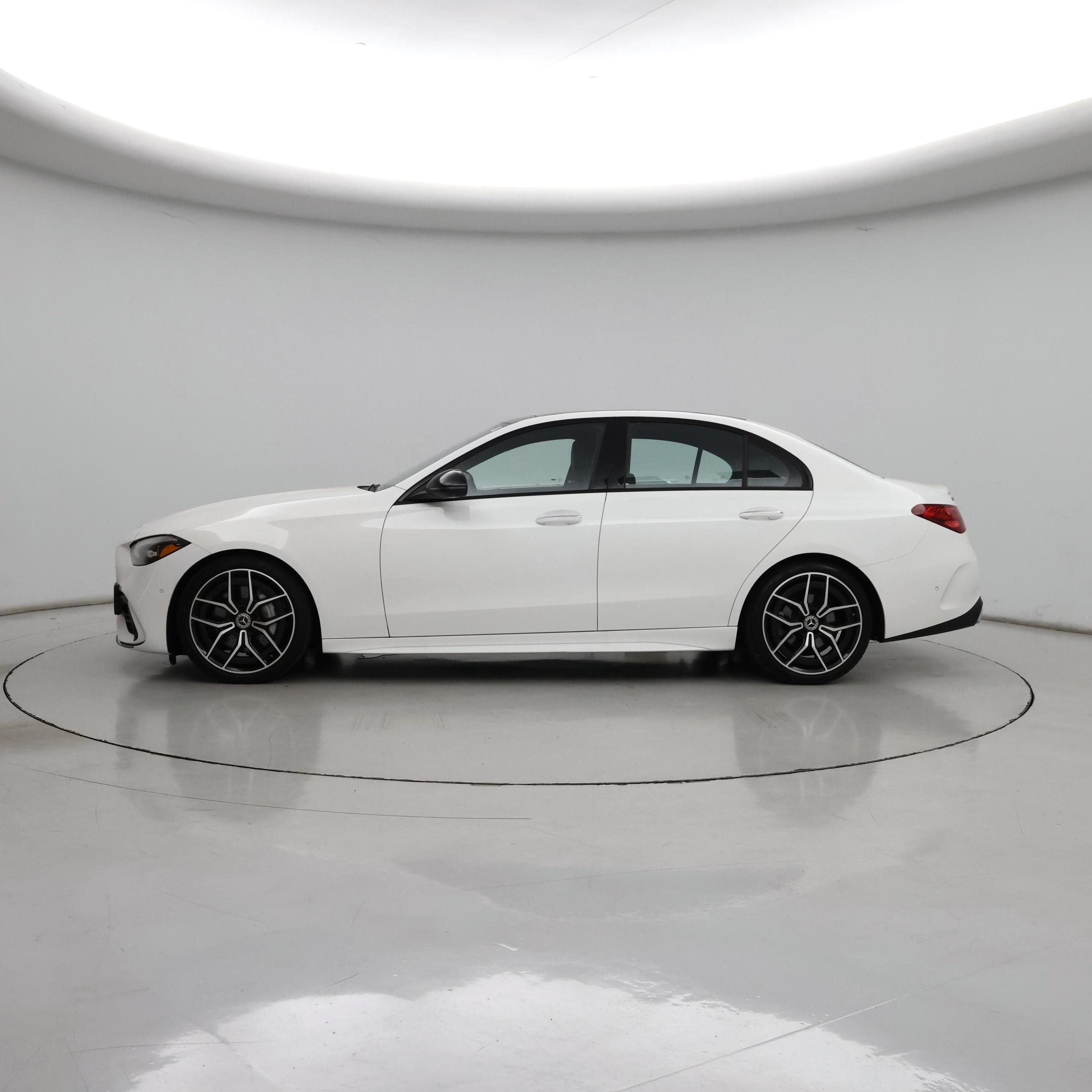 Thumbnail: 2023 Mercedes-Benz C-Class - 3