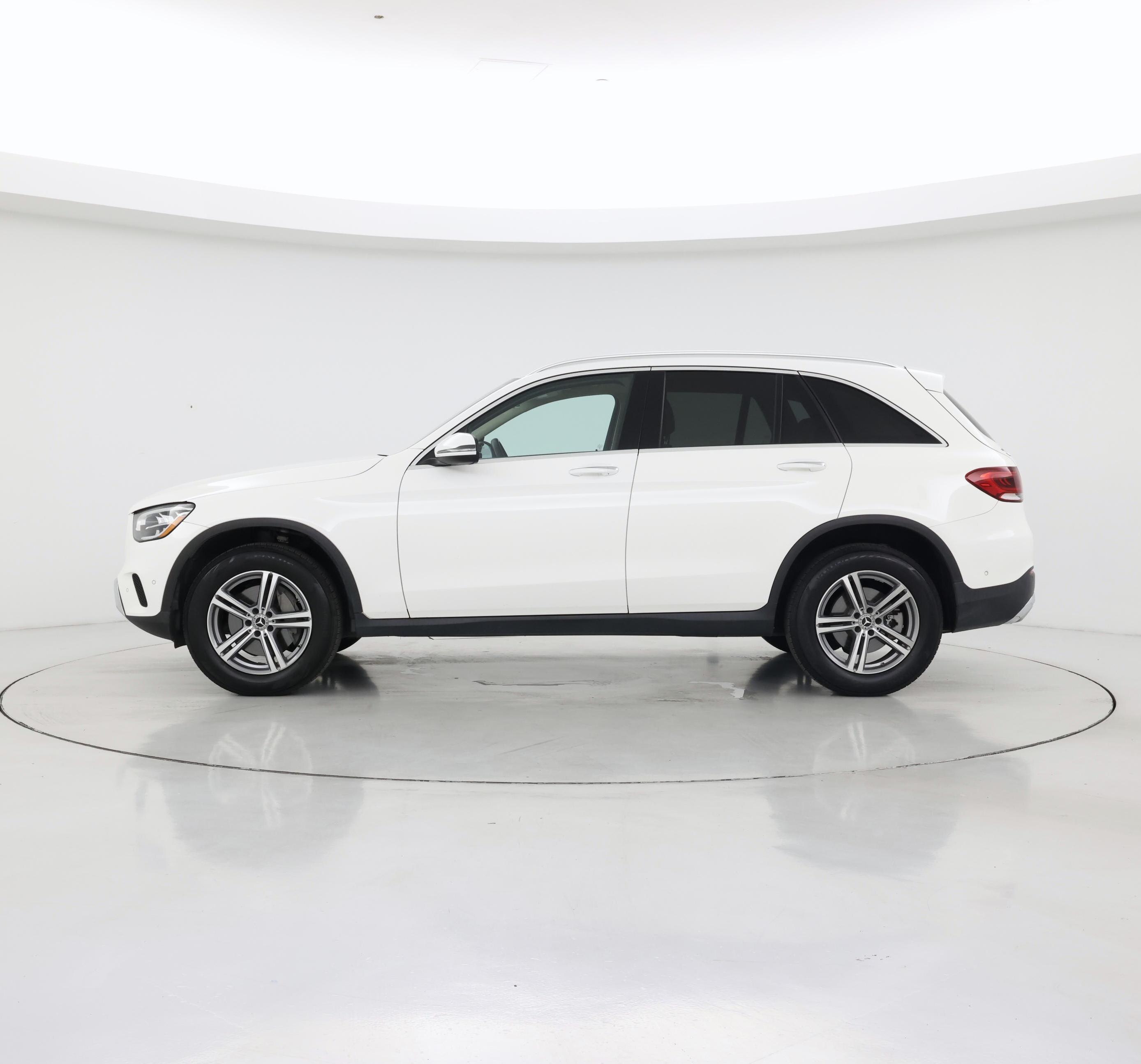 Thumbnail: 2022 Mercedes-Benz GLC - 3