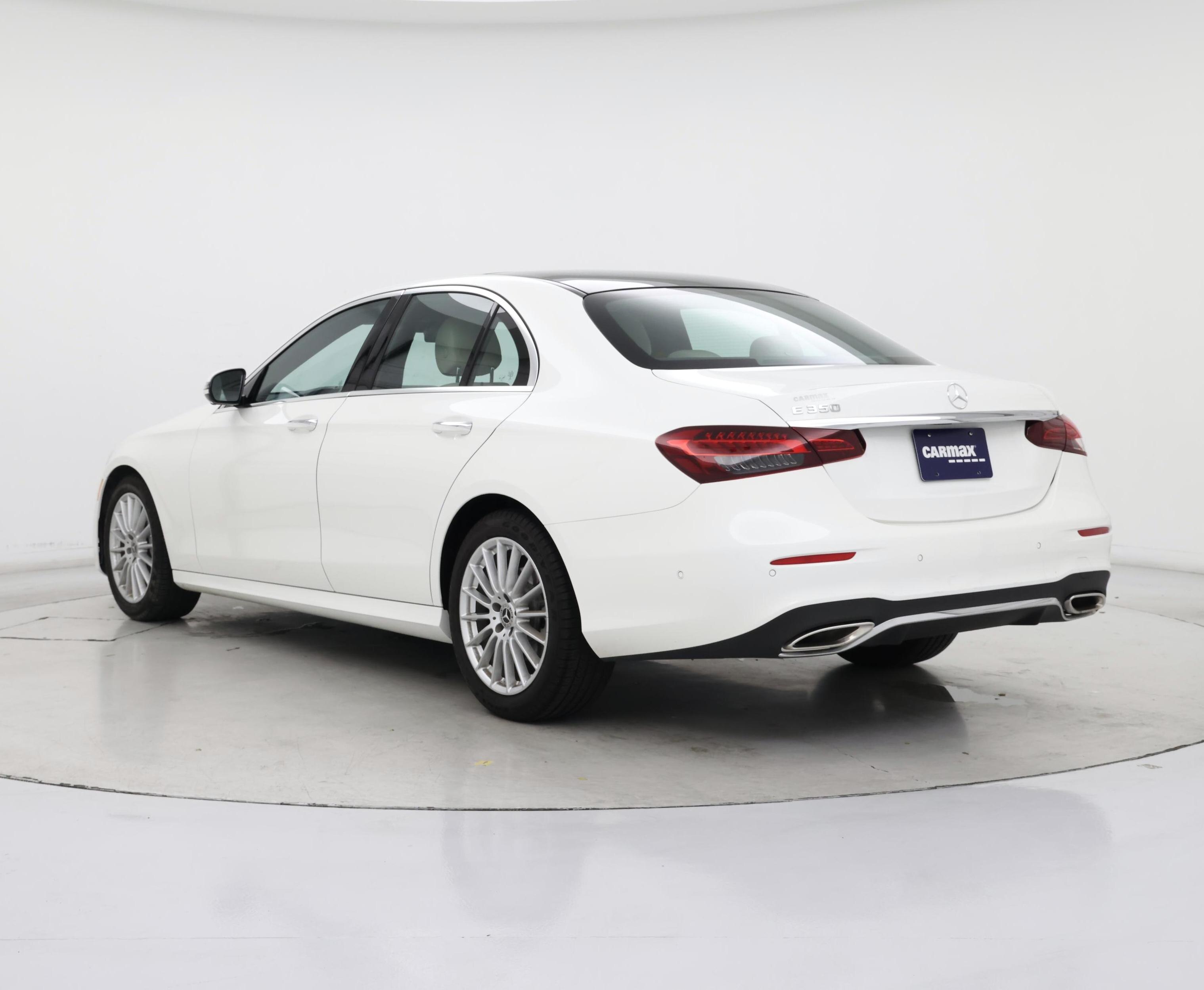 Thumbnail: 2022 Mercedes-Benz E-Class - 2