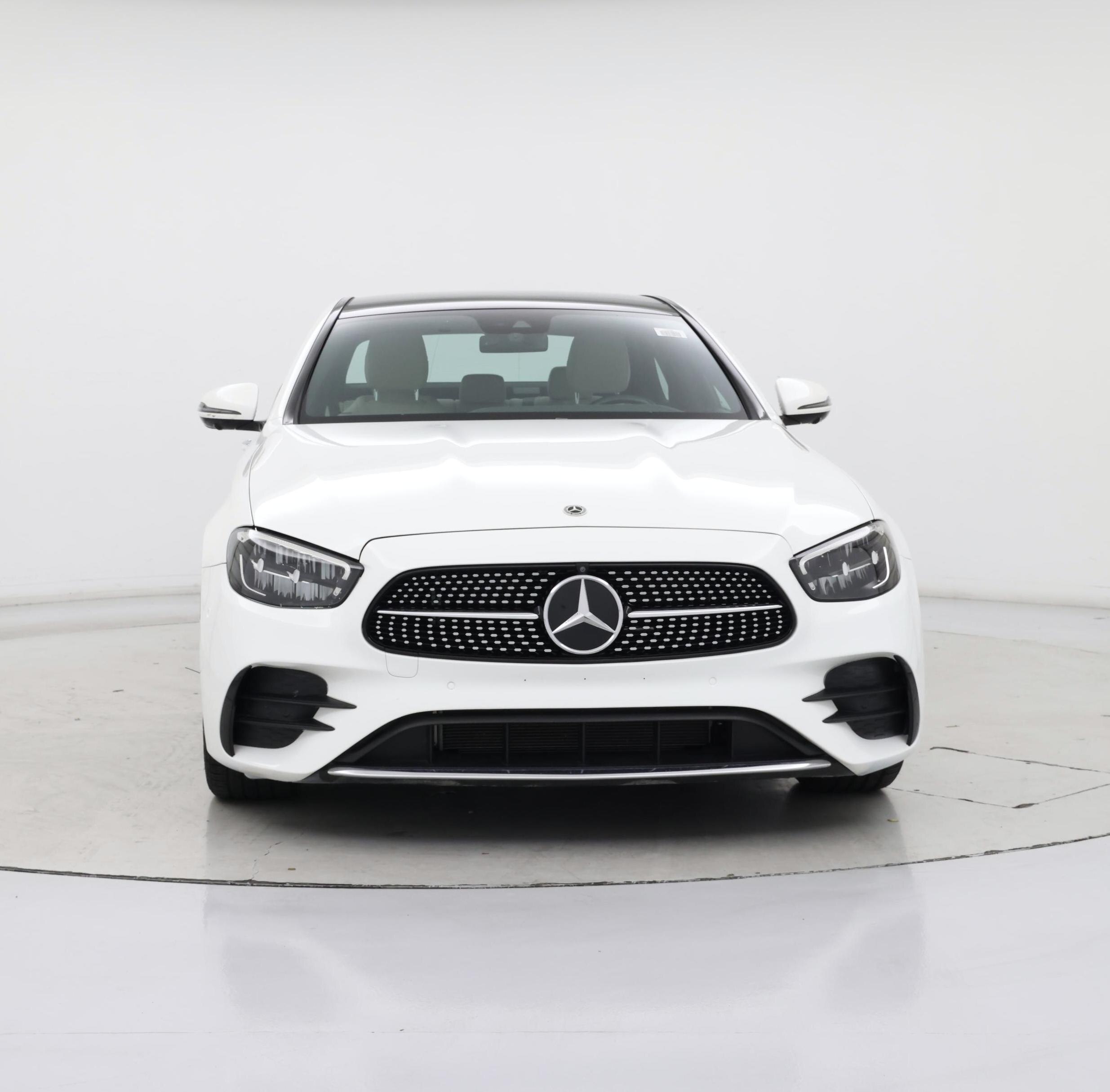 Thumbnail: 2022 Mercedes-Benz E-Class - 5