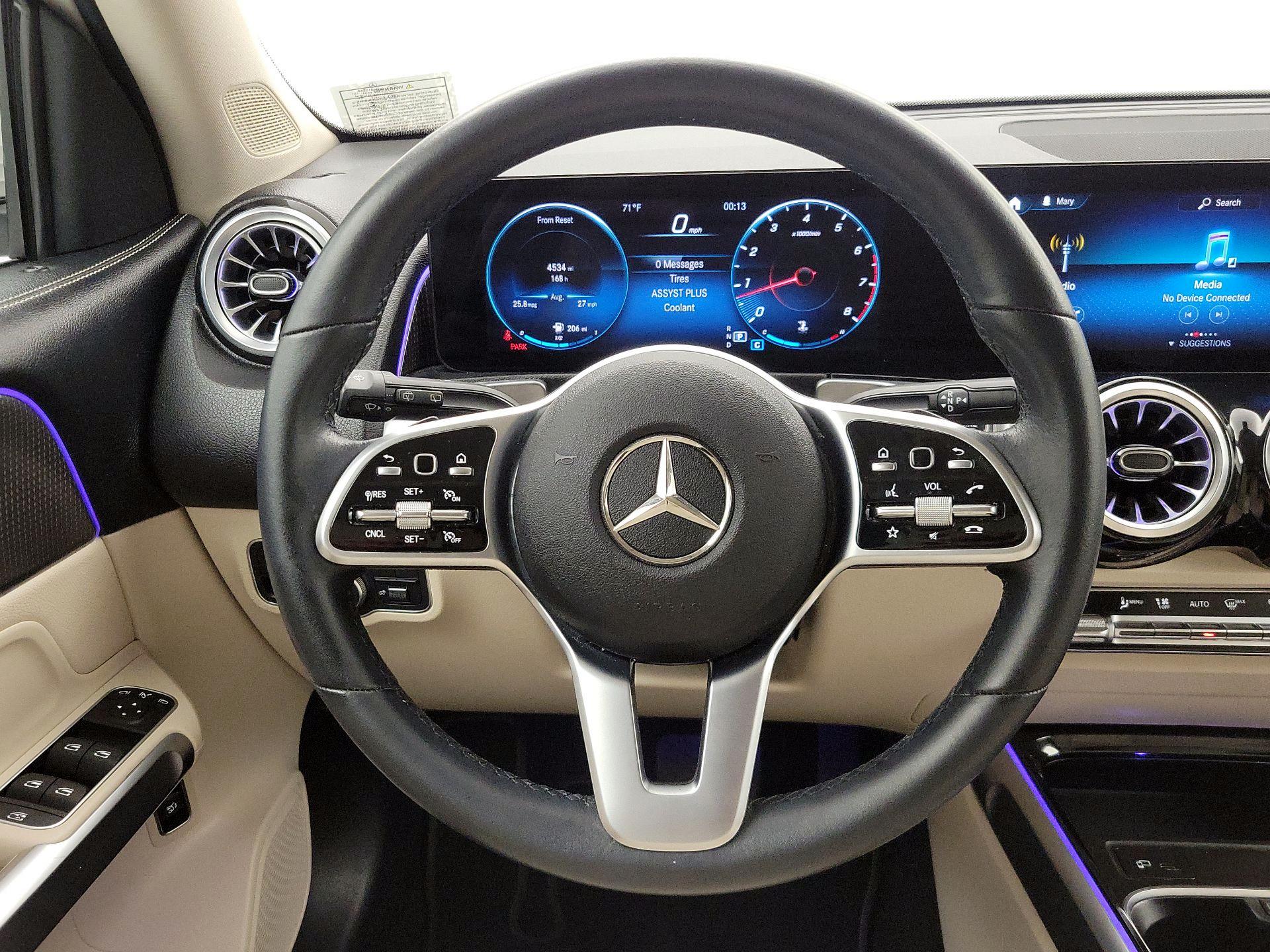 Thumbnail: 2022 Mercedes-Benz GLB - 10