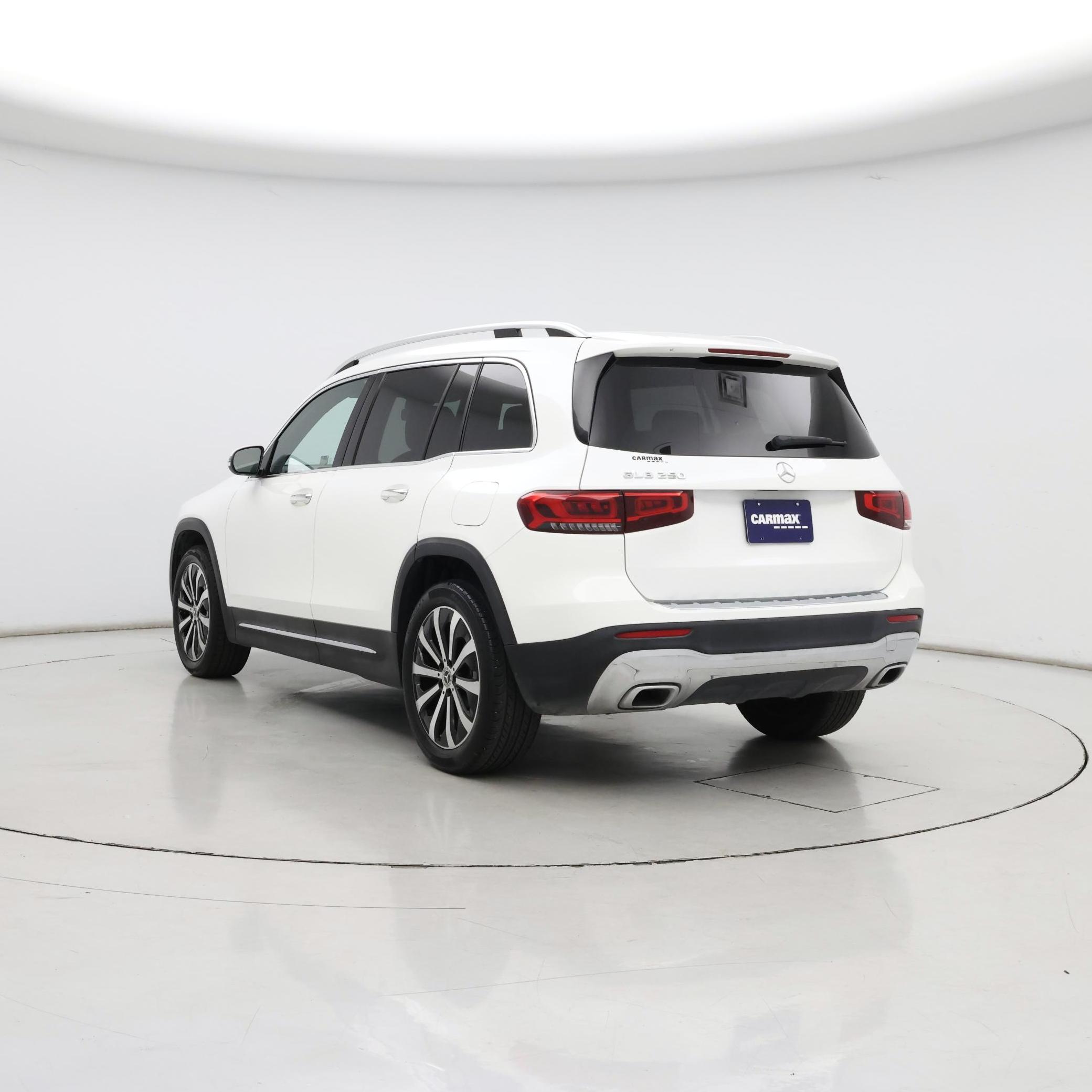 Thumbnail: 2023 Mercedes-Benz GLB - 2