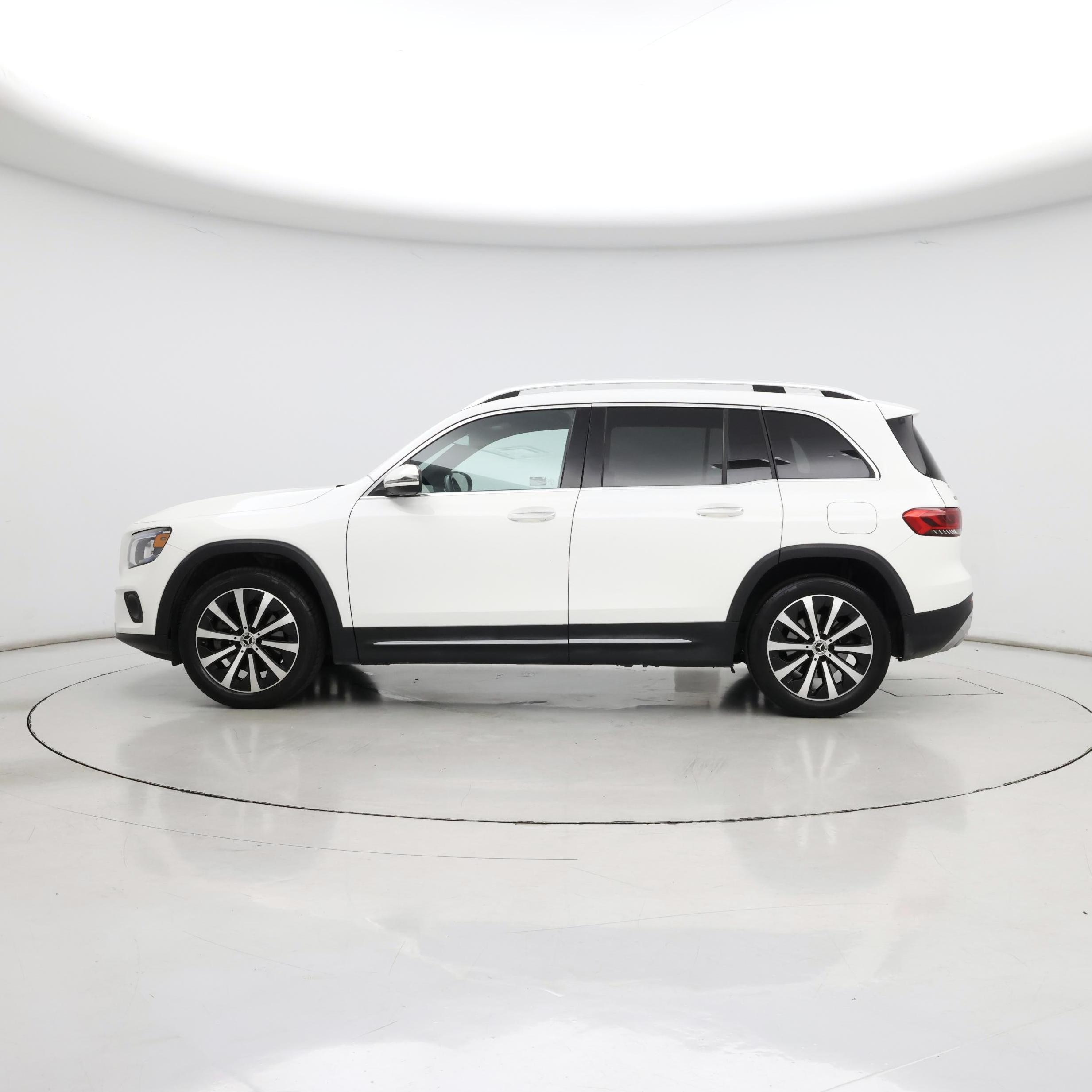 Thumbnail: 2023 Mercedes-Benz GLB - 3