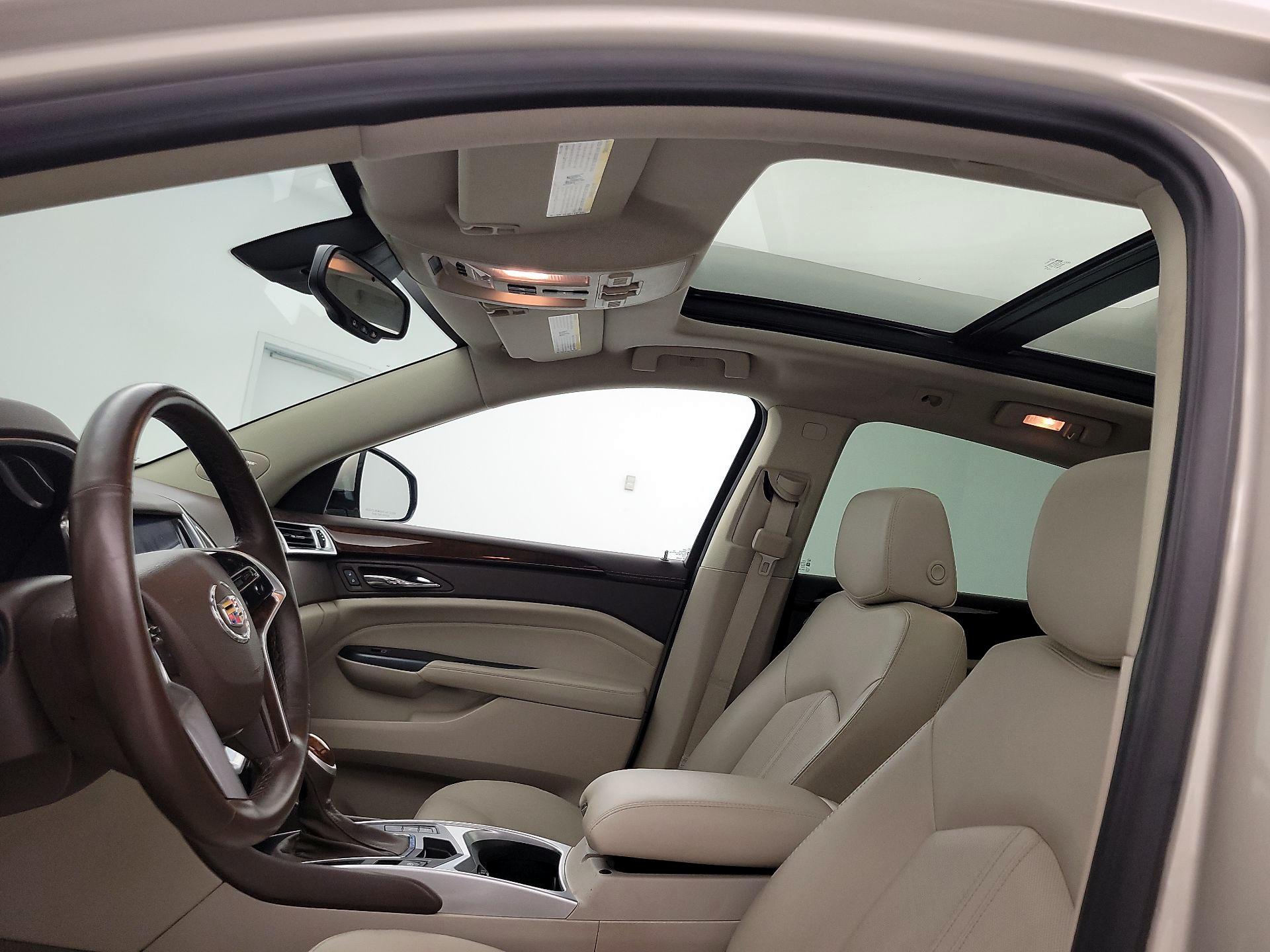 Thumbnail: 2015 Cadillac SRX - 20