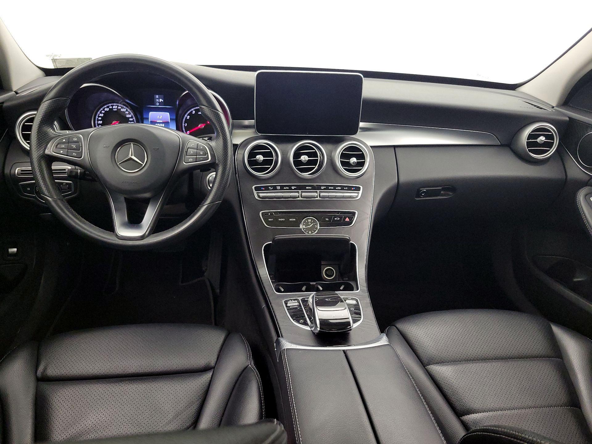 Thumbnail: 2016 Mercedes-Benz C-Class - 9