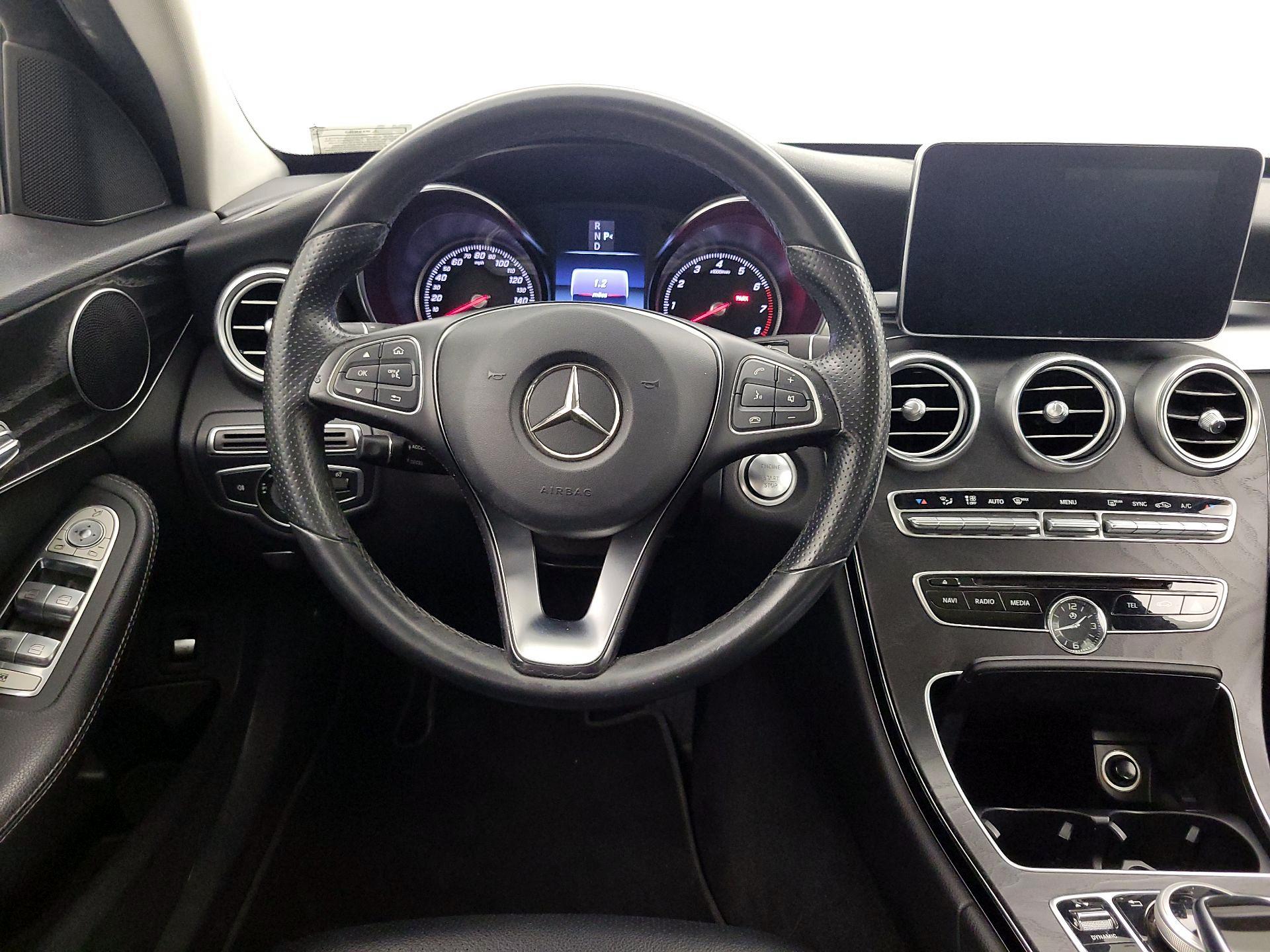 Thumbnail: 2016 Mercedes-Benz C-Class - 10
