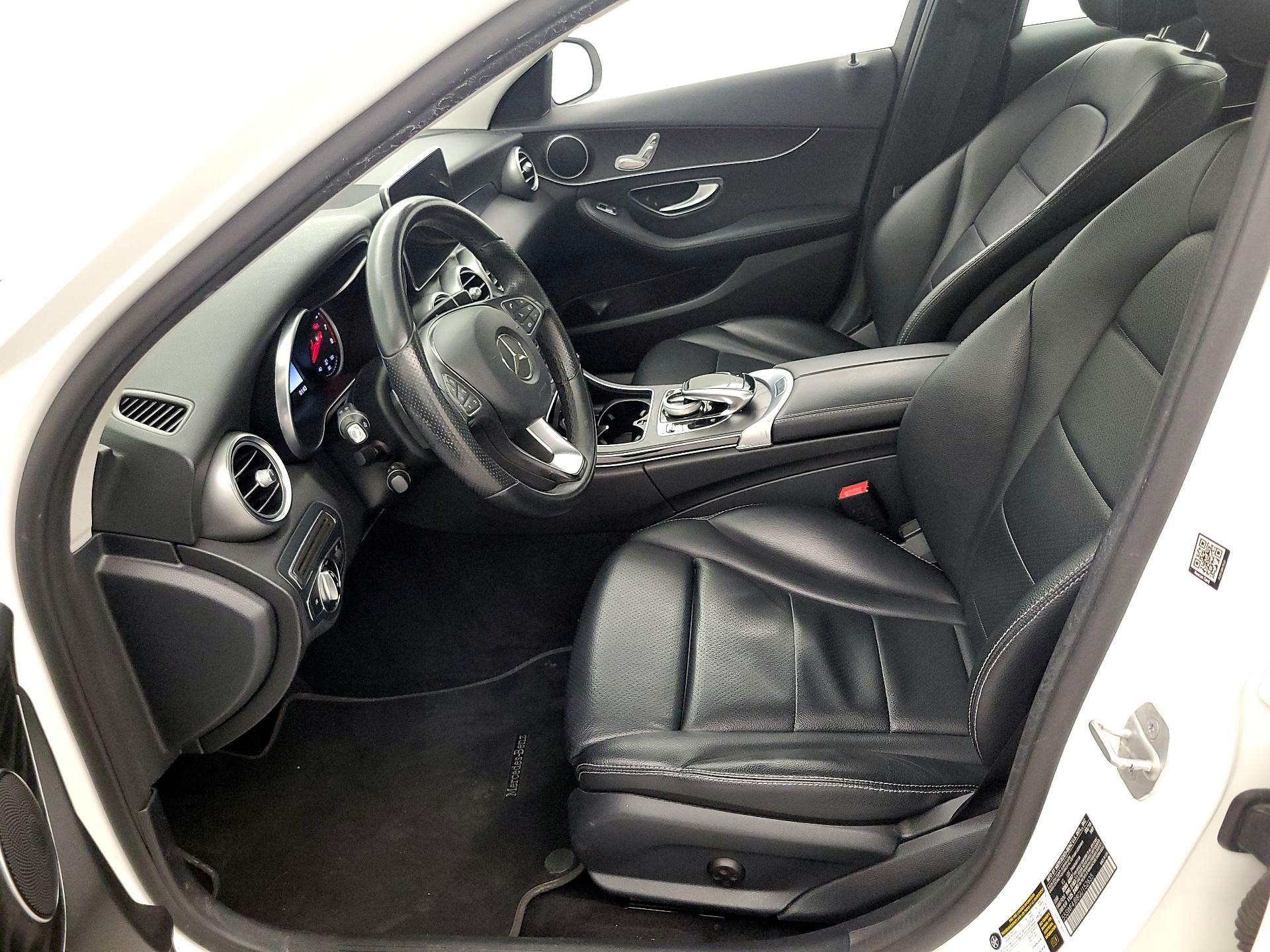 Thumbnail: 2016 Mercedes-Benz C-Class - 11