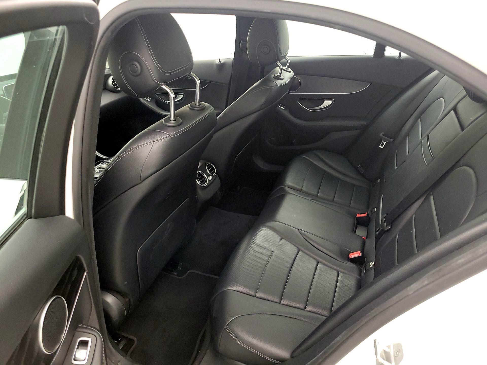 Thumbnail: 2016 Mercedes-Benz C-Class - 19
