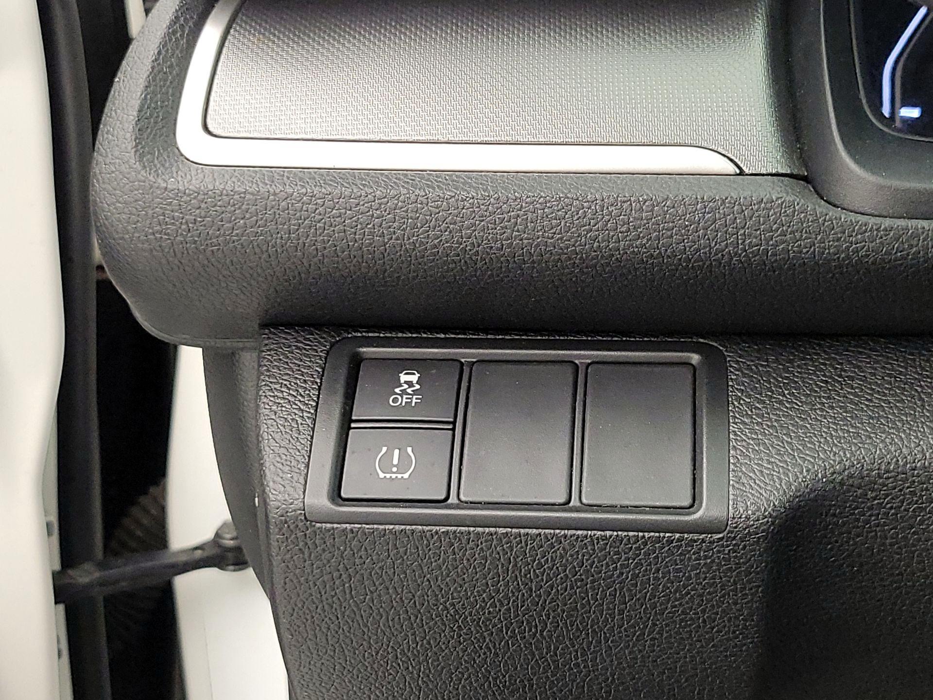 Thumbnail: 2016 Honda Civic - 13