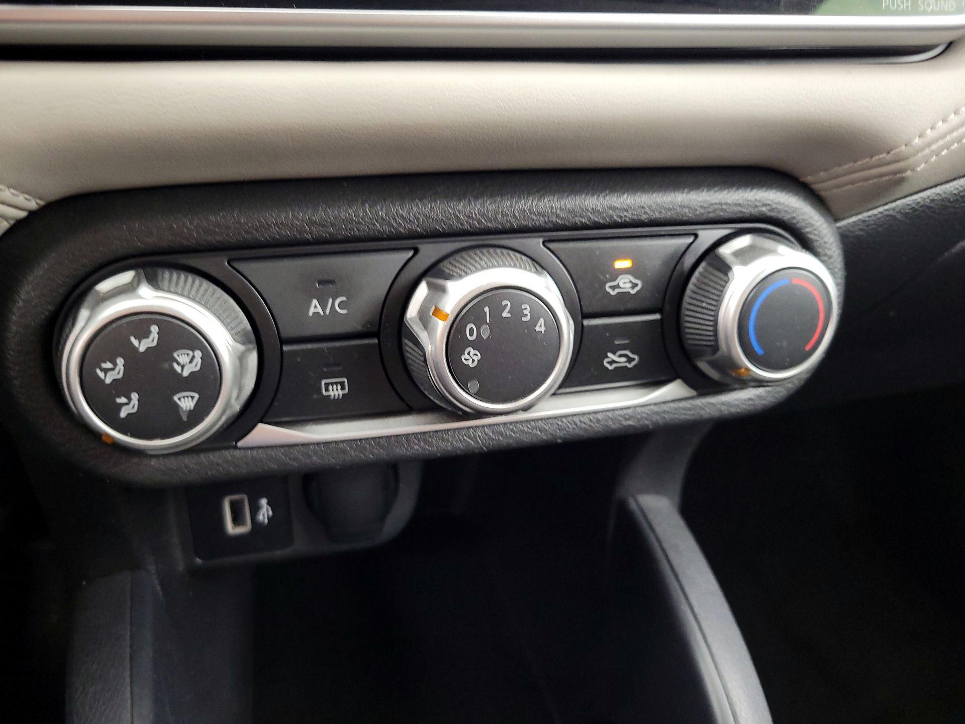 Thumbnail: 2020 Nissan Versa - 16