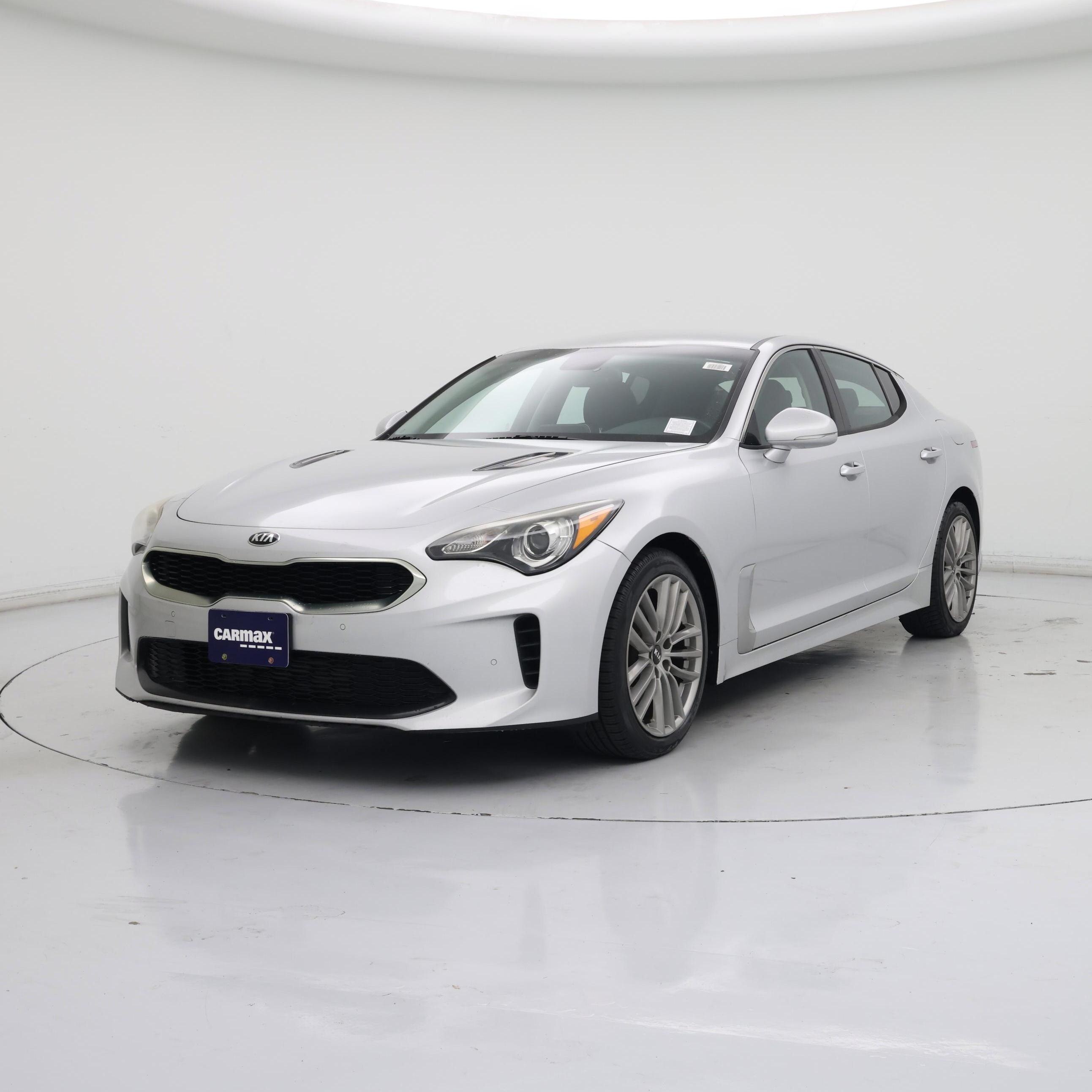 Thumbnail: 2018 Kia Stinger - 4