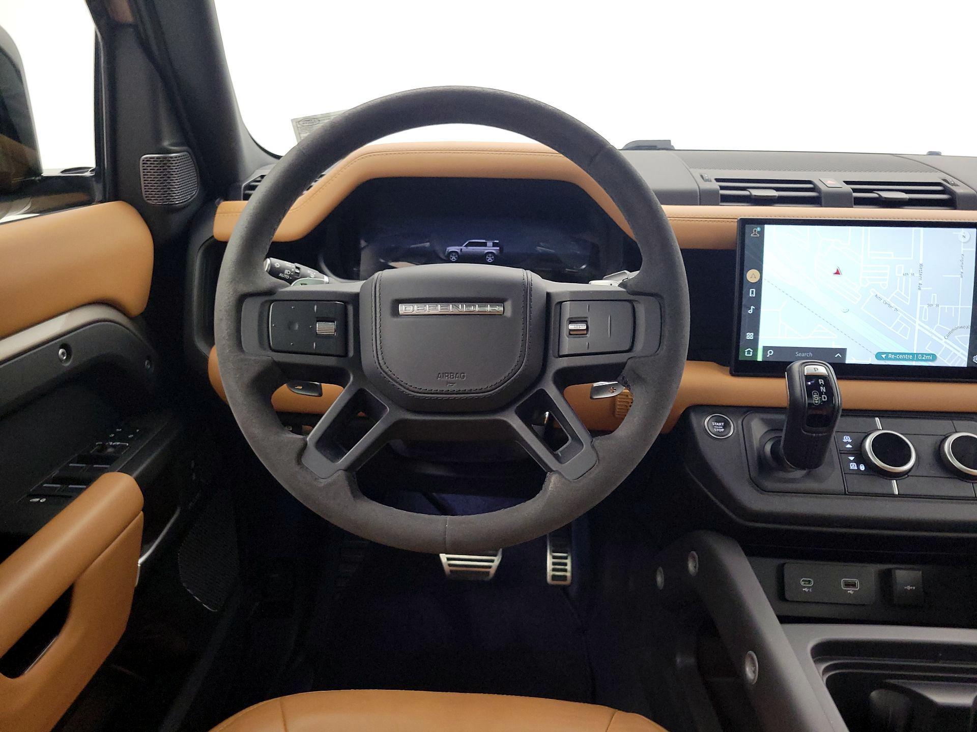 Thumbnail: 2023 Land Rover Defender - 10