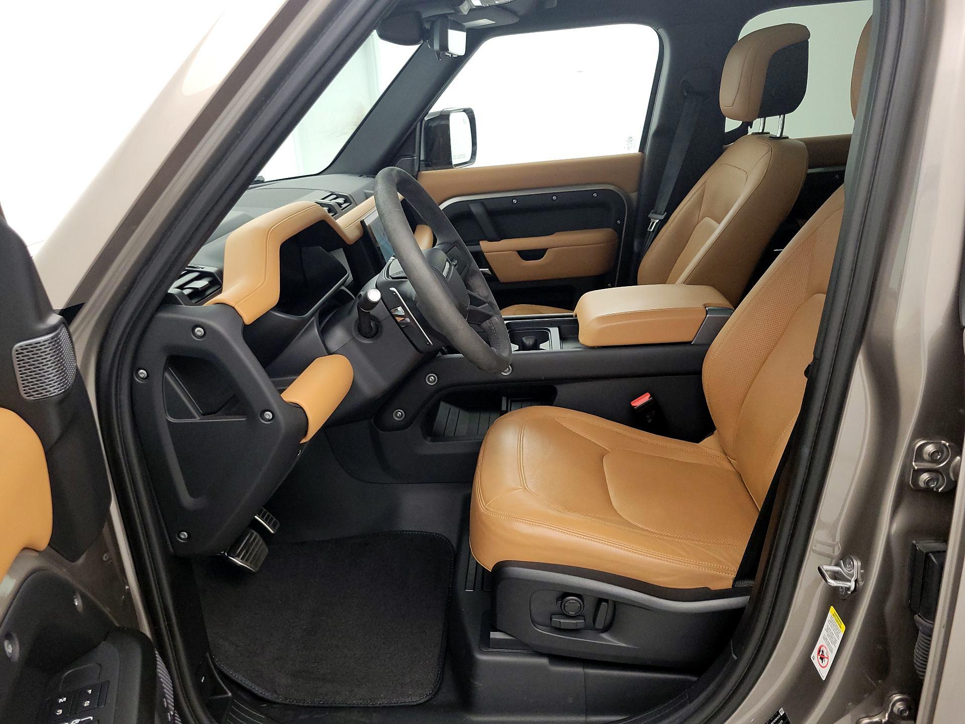 Thumbnail: 2023 Land Rover Defender - 11